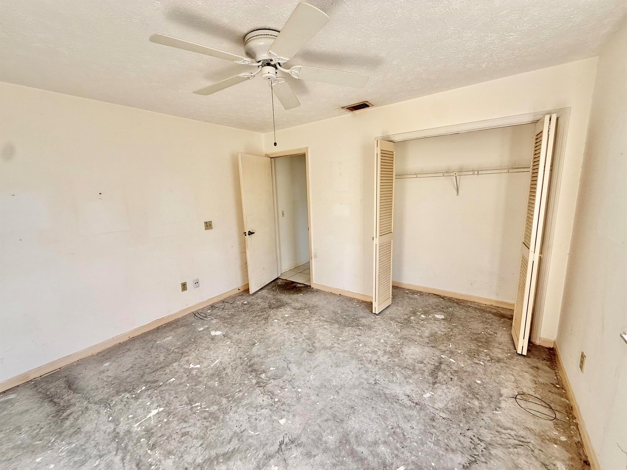 PORT ST LUCIE SECTION 10 - Residential