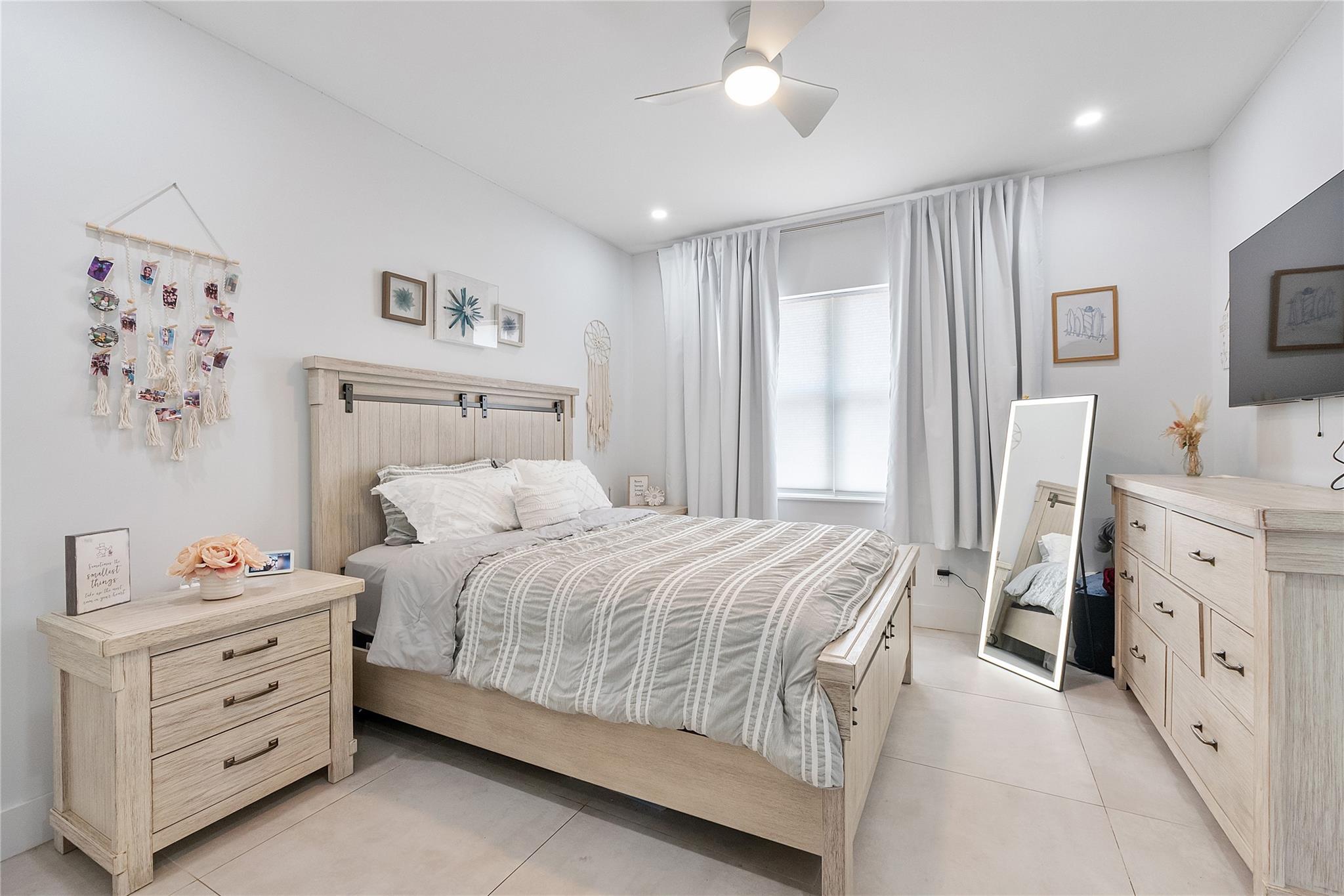 SUNFLOWER FIRST ADD - Residential