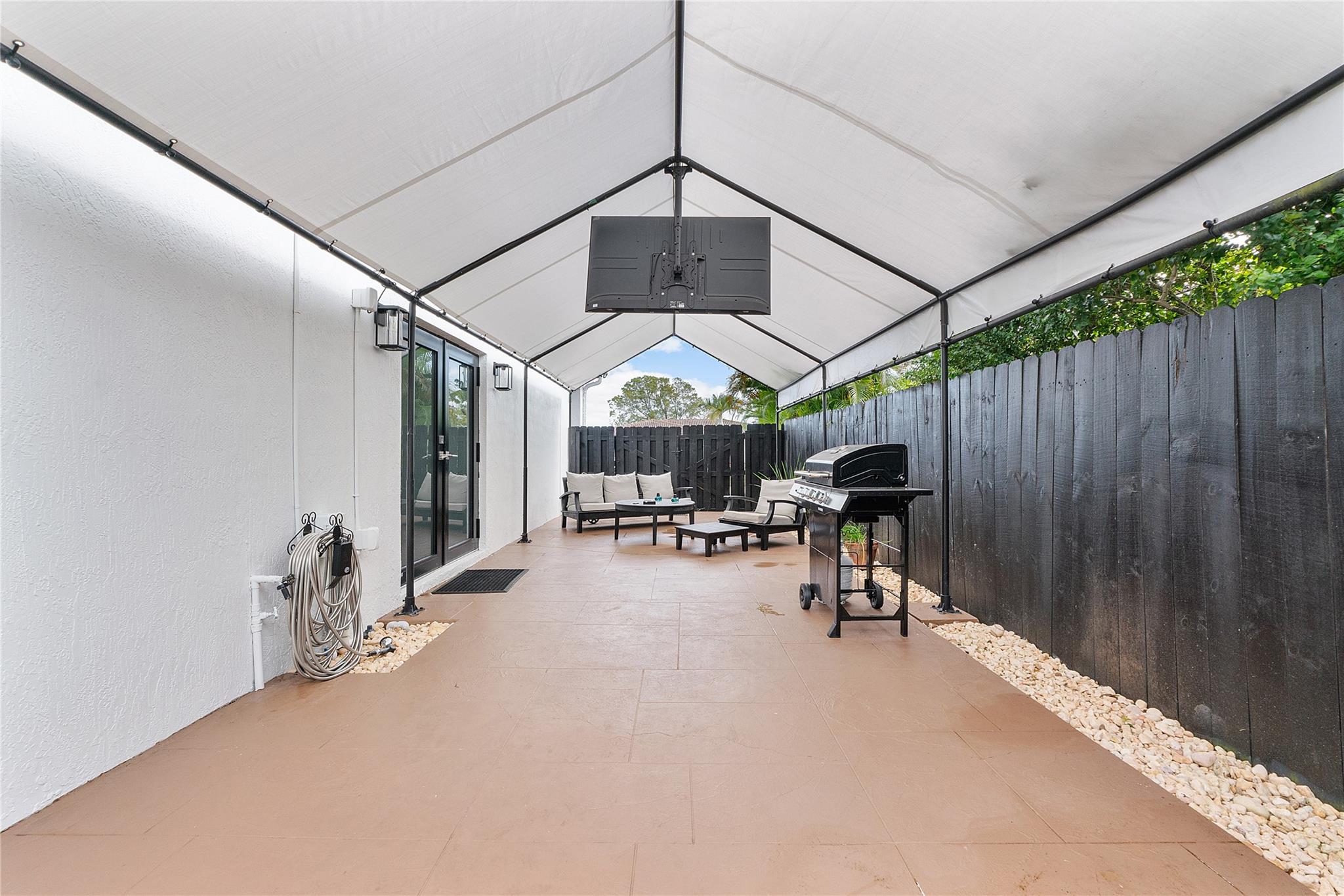 SUNFLOWER FIRST ADD - Residential