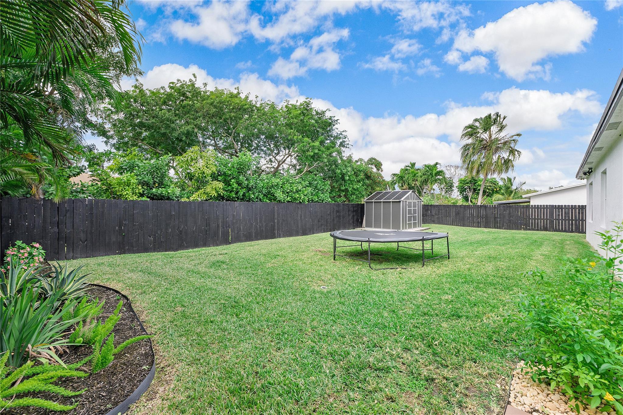 SUNFLOWER FIRST ADD - Residential