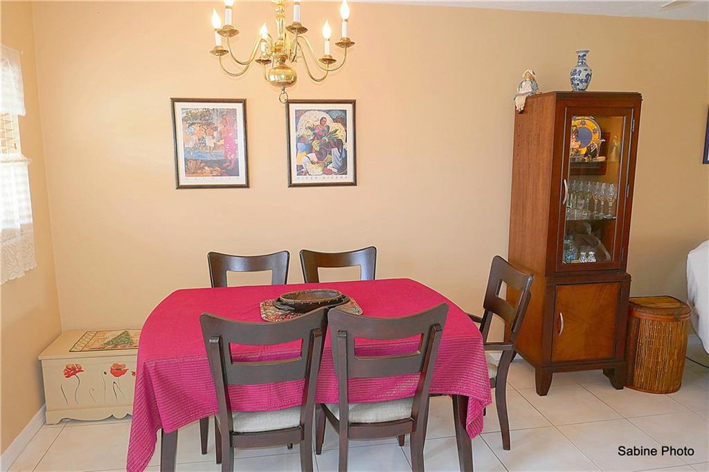 VILLAGE ROYALE CONDO 7 - Residential