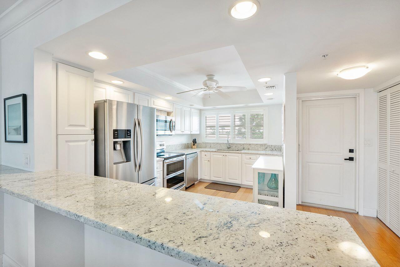 SEAGATE OF HIGHLAND CONDO - Residential Lease