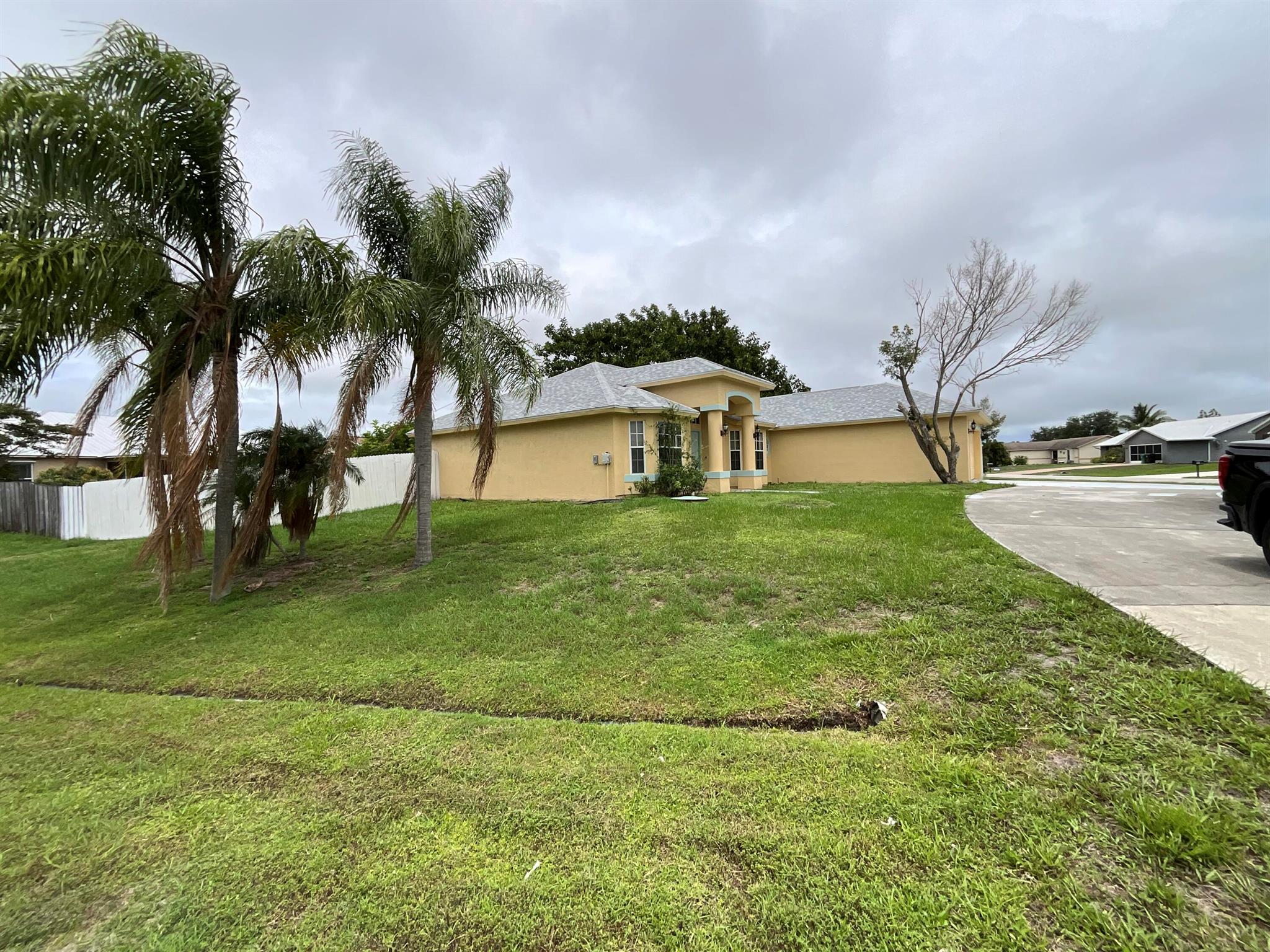 Port St Lucie Sec 43 - Residential Lease