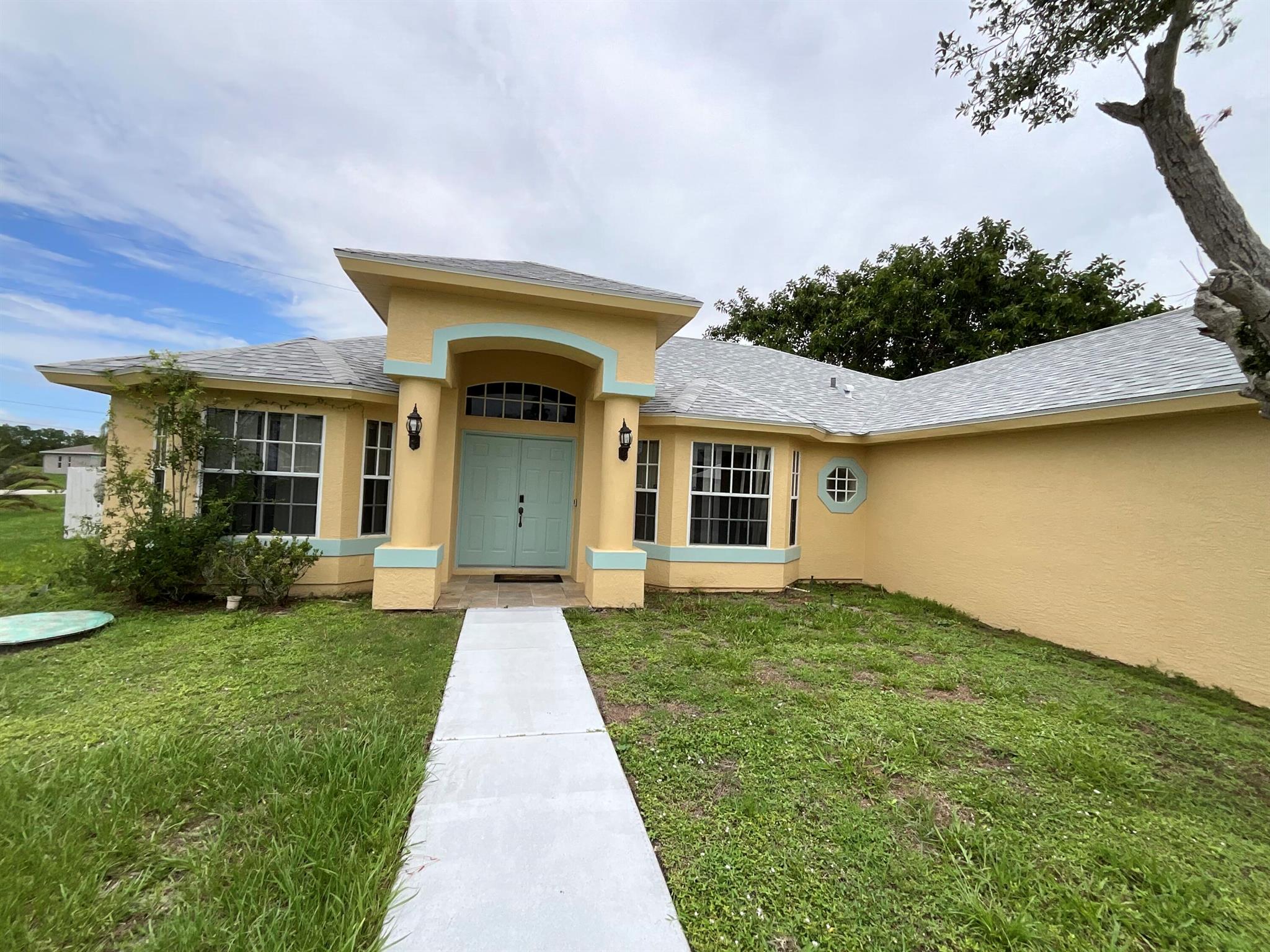 Port St Lucie Sec 43 - Residential Lease