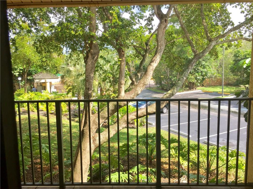 Summerbreeze Condo - Residential Lease