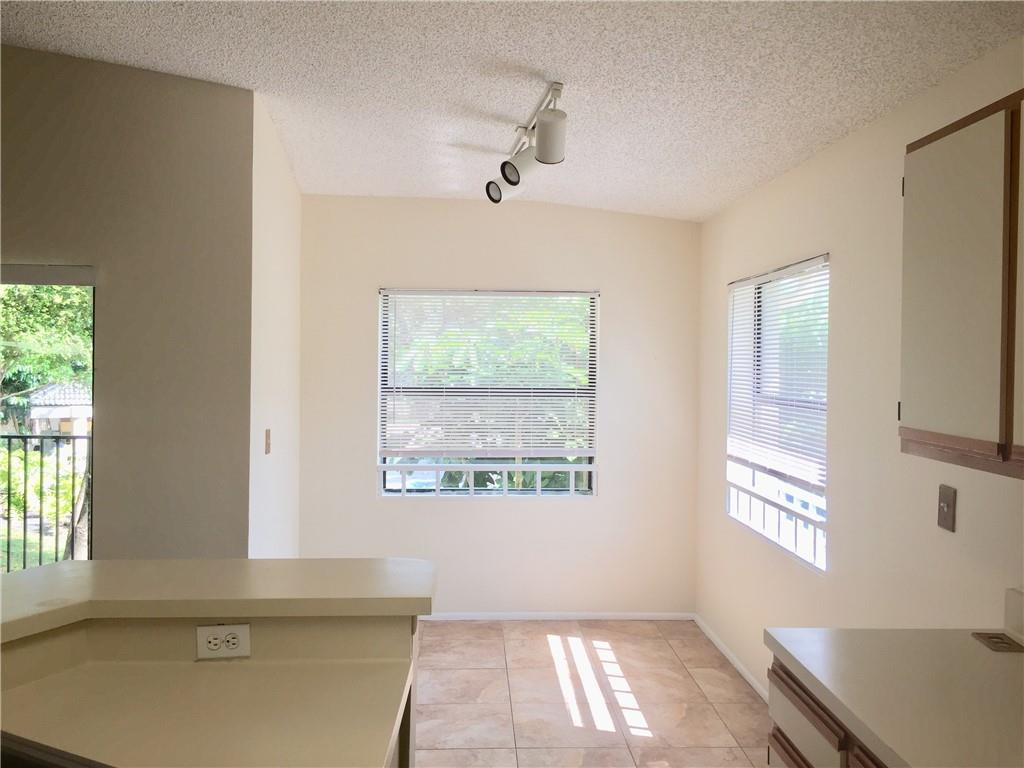 Summerbreeze Condo - Residential Lease