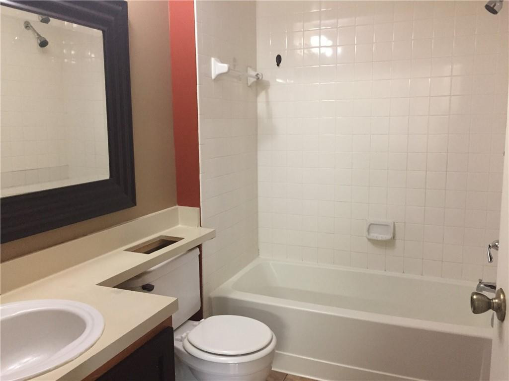 Summerbreeze Condo - Residential Lease