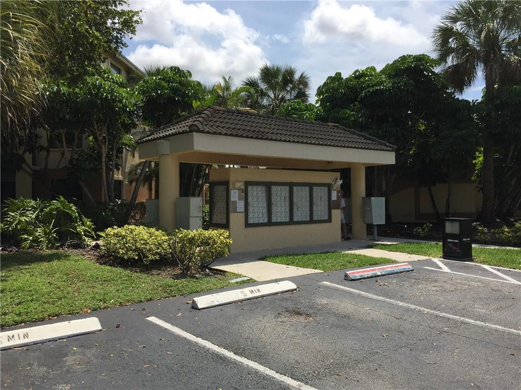 Summerbreeze Condo - Residential Lease