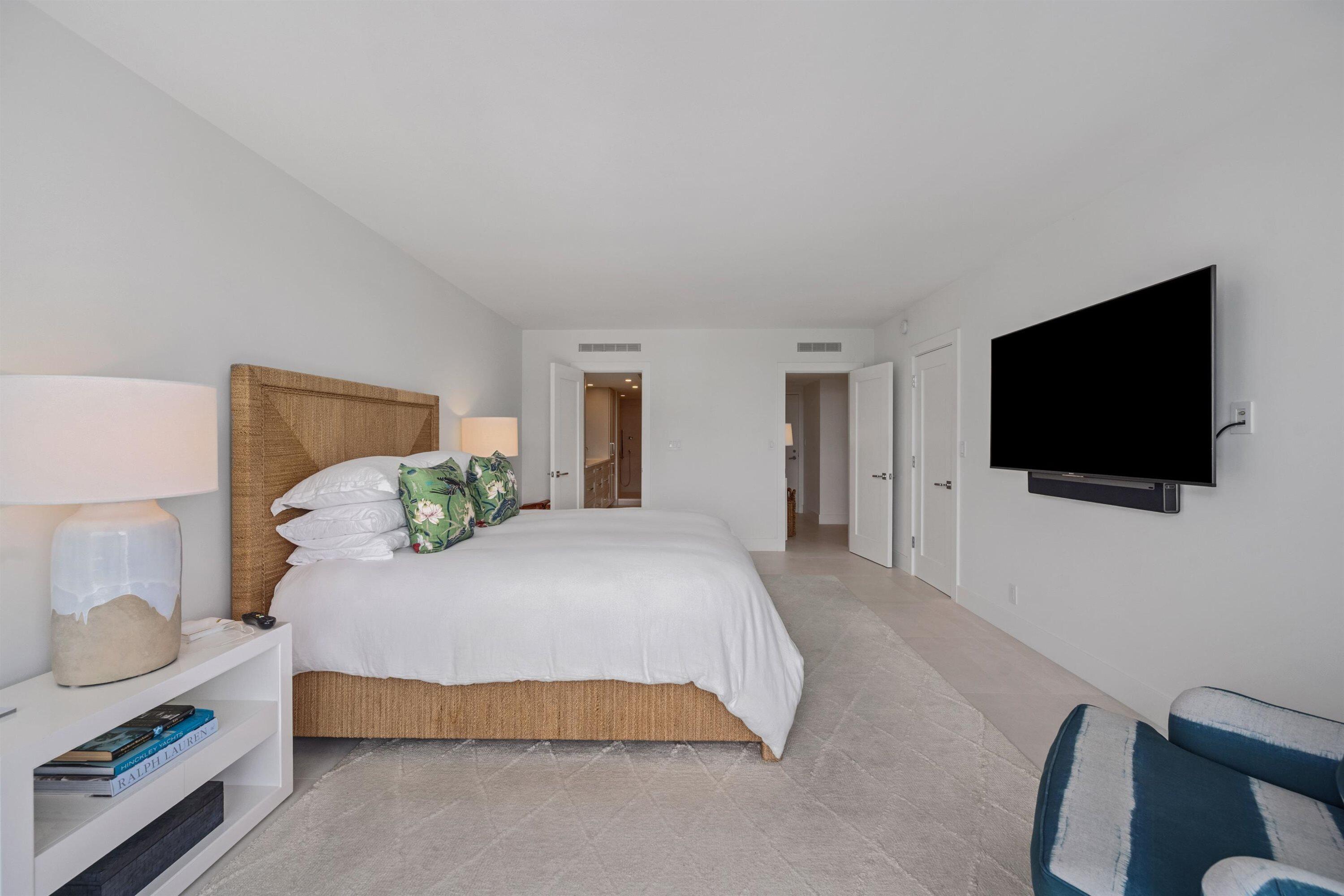 COVE COND - Residential