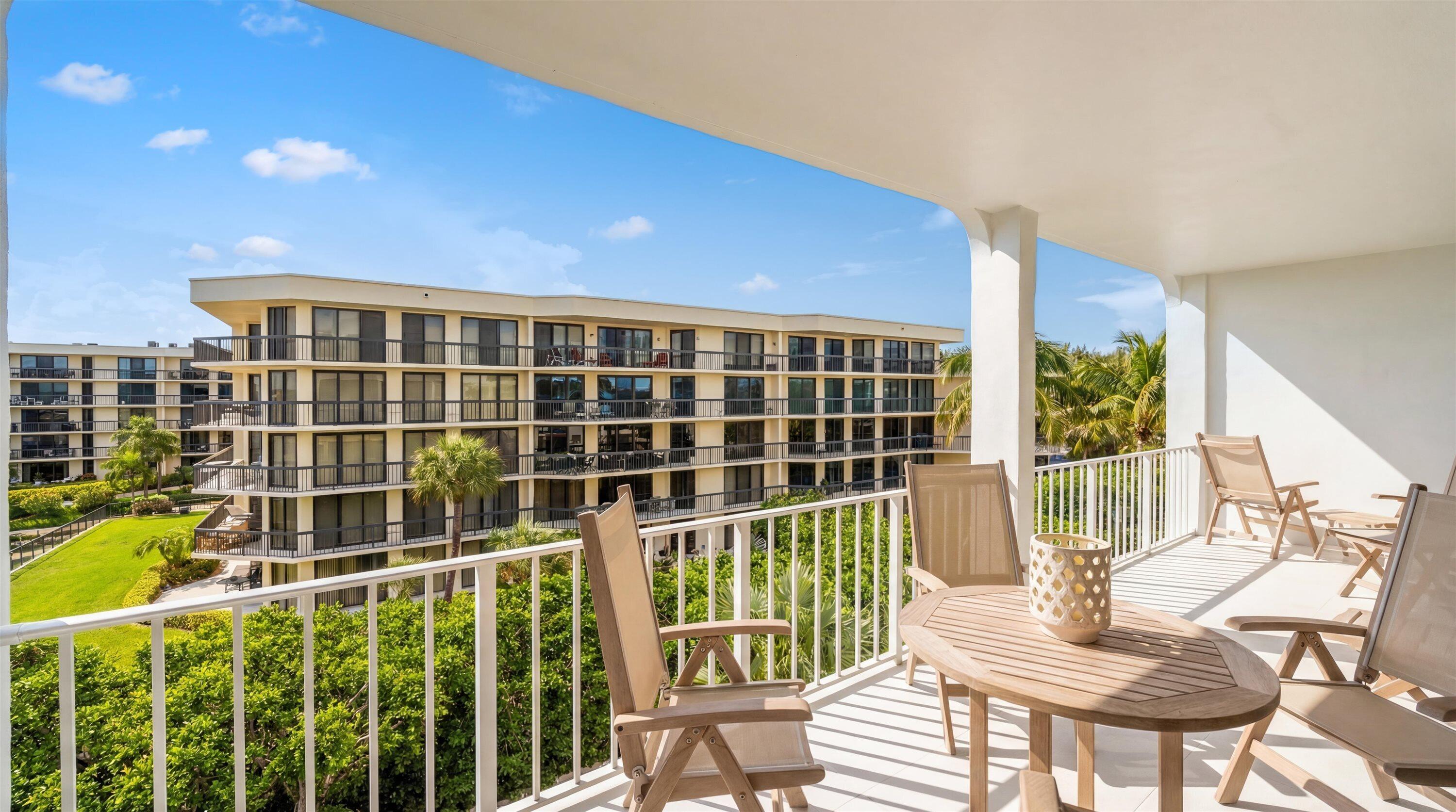 COVE COND - Residential