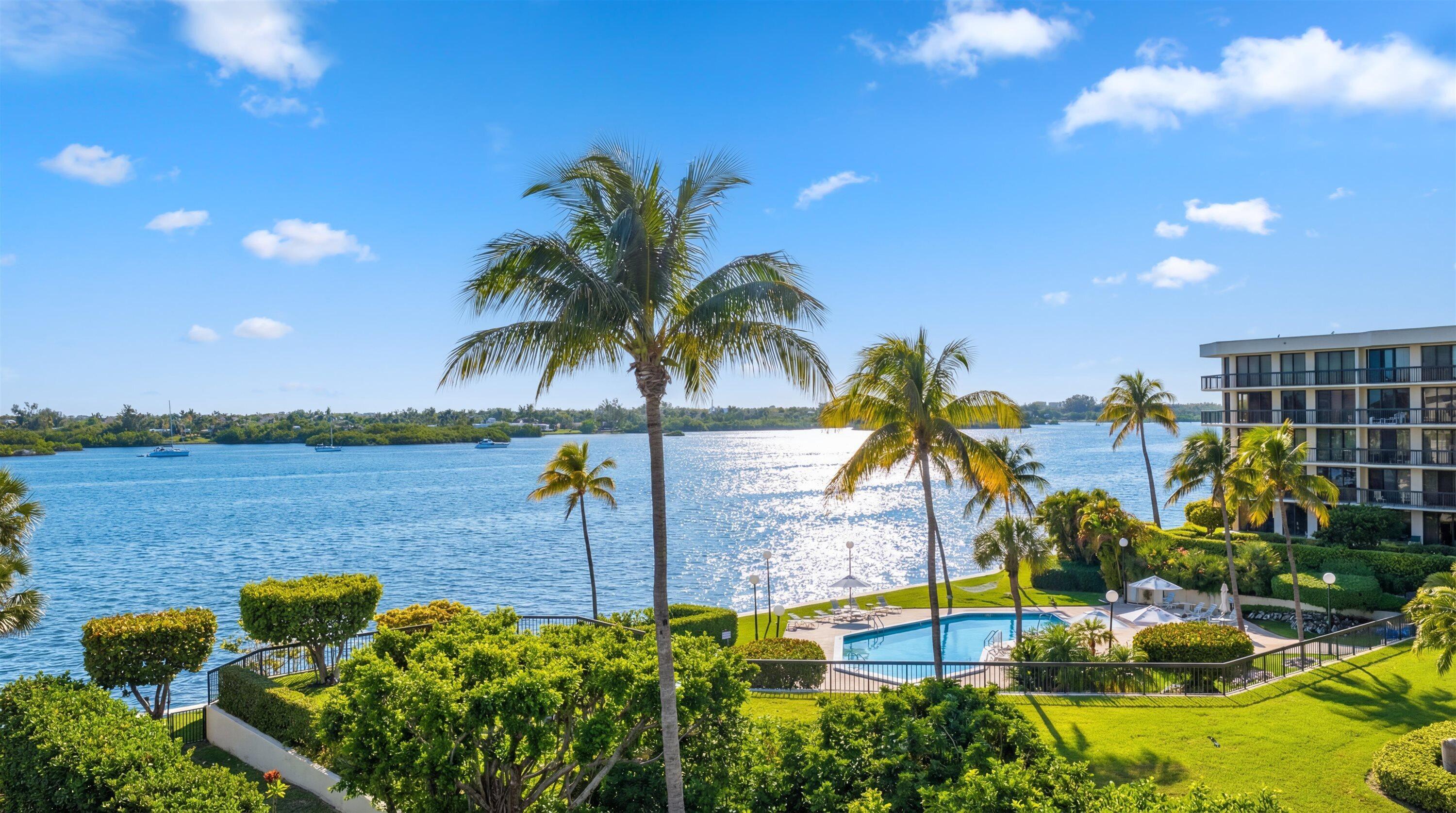 COVE COND - Residential