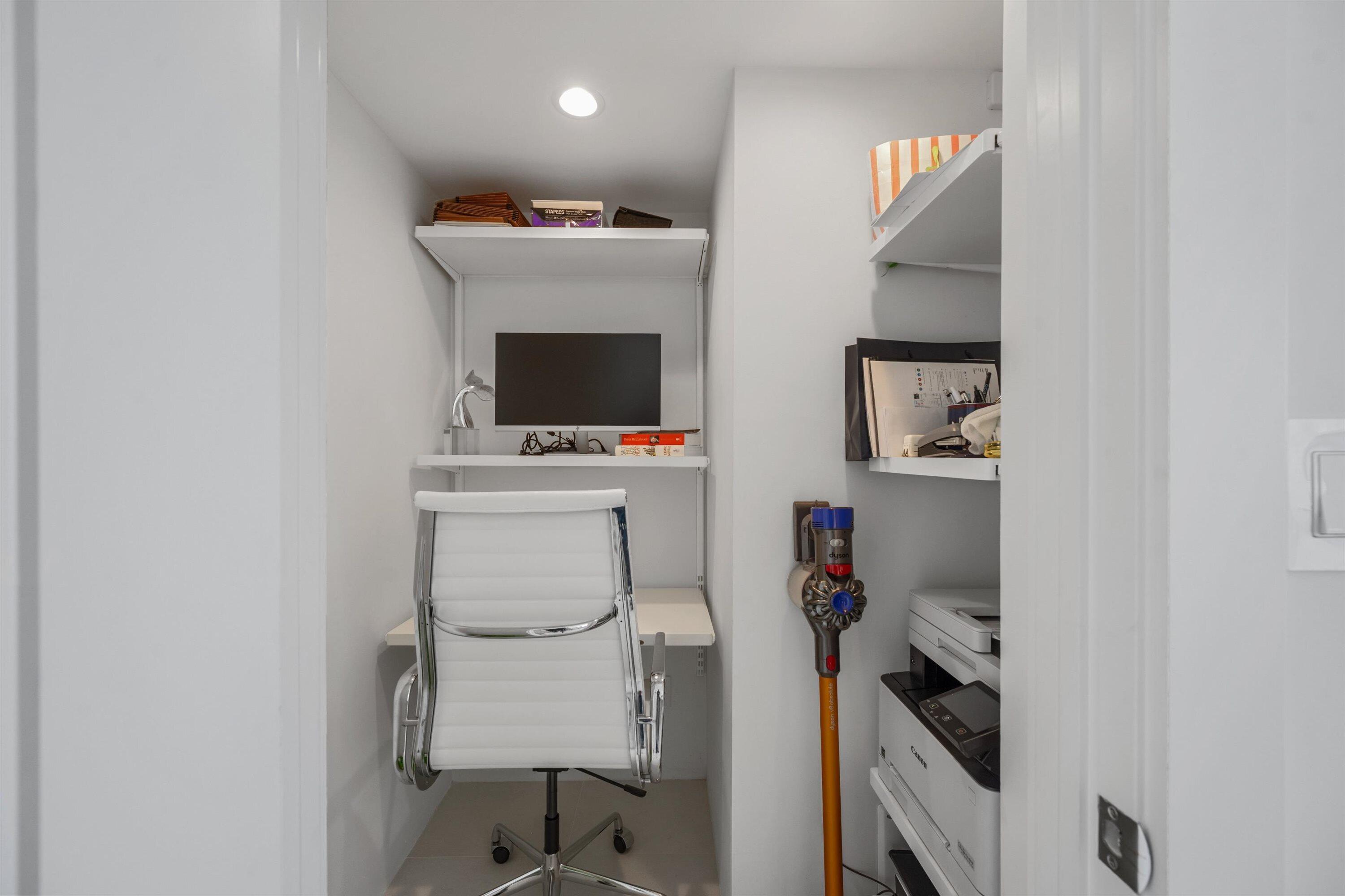 COVE COND - Residential