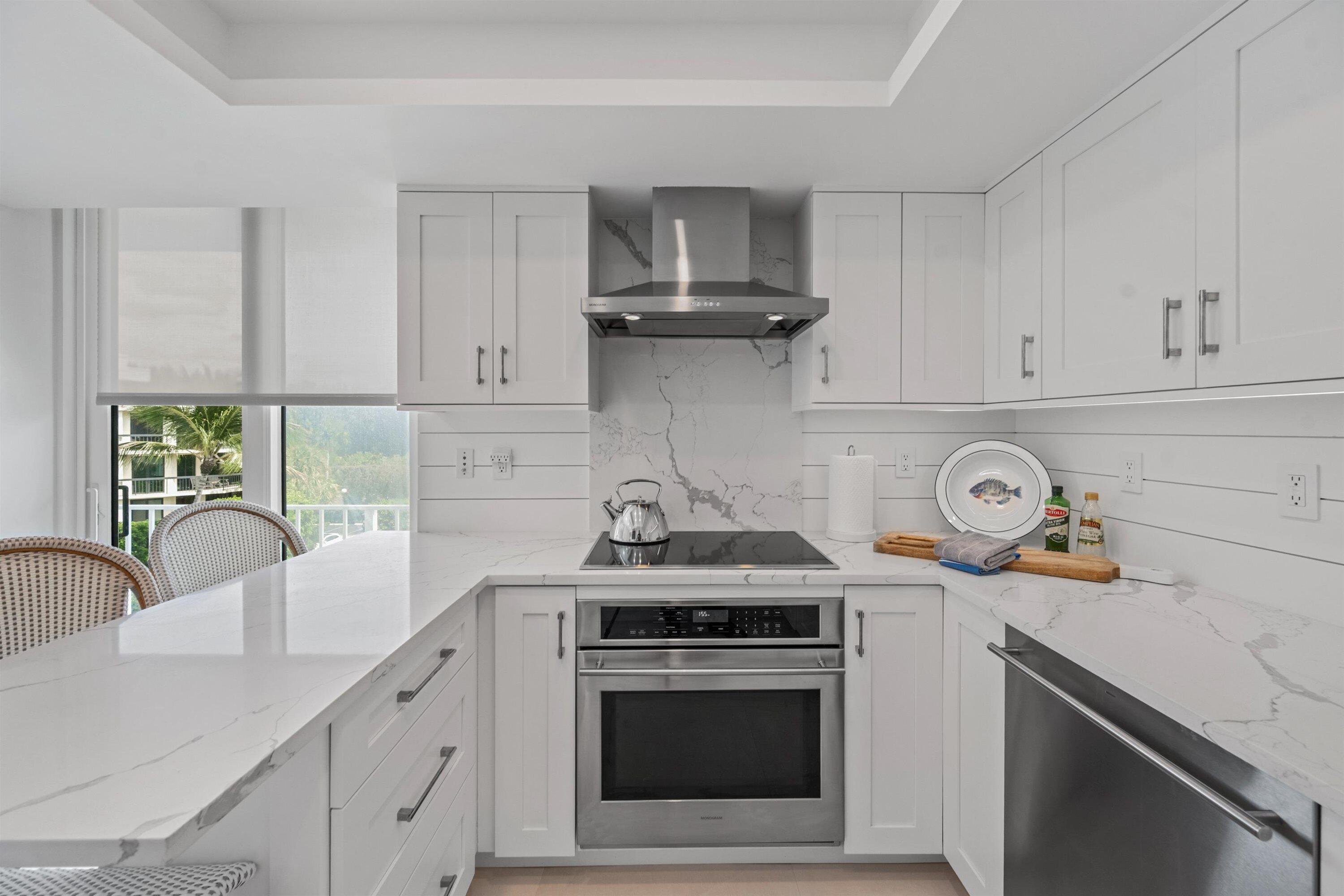 COVE COND - Residential