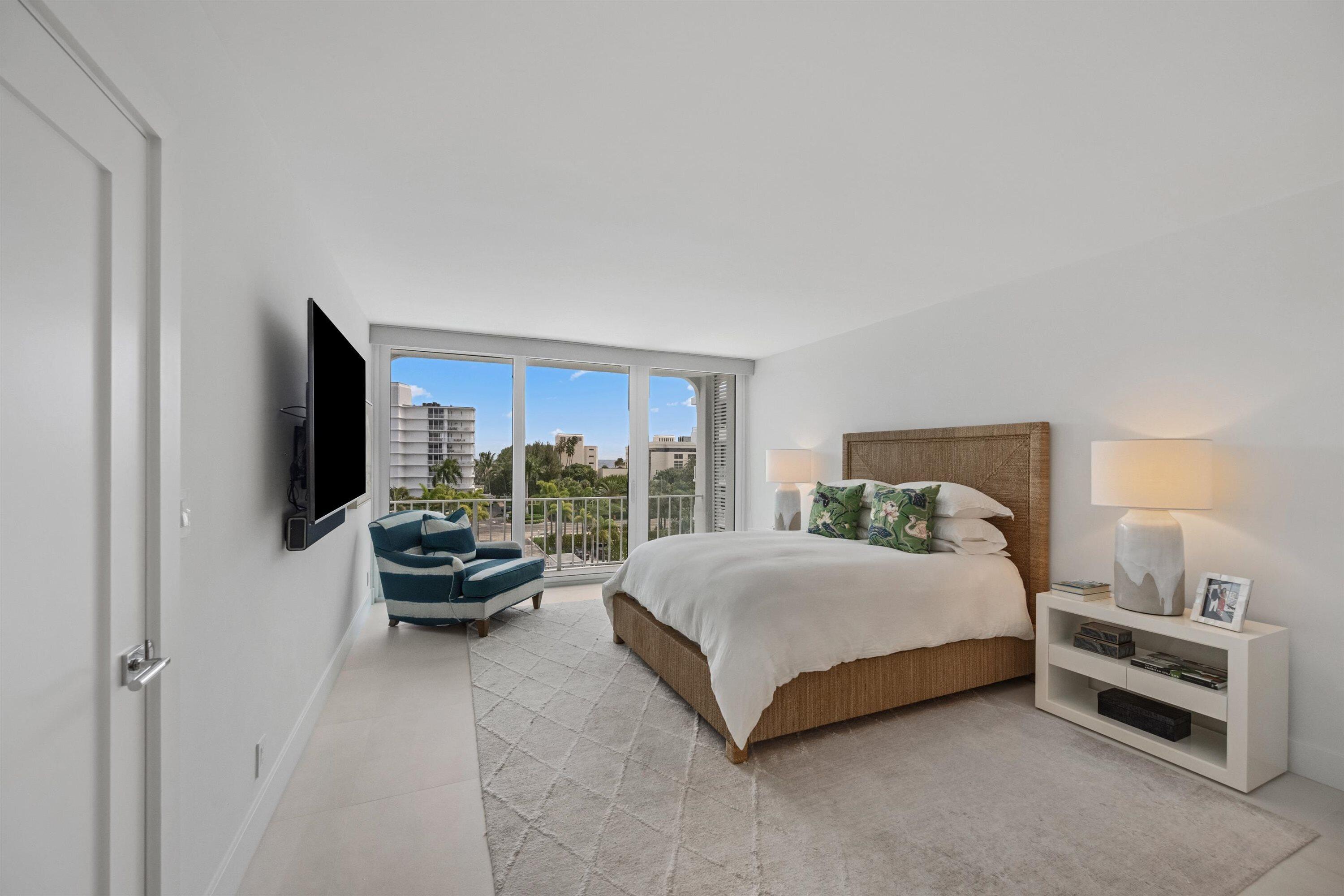 COVE COND - Residential