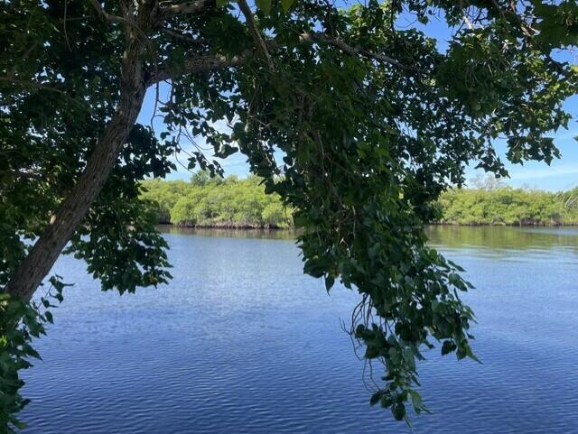 COASTAL SHORES WEST - Residential