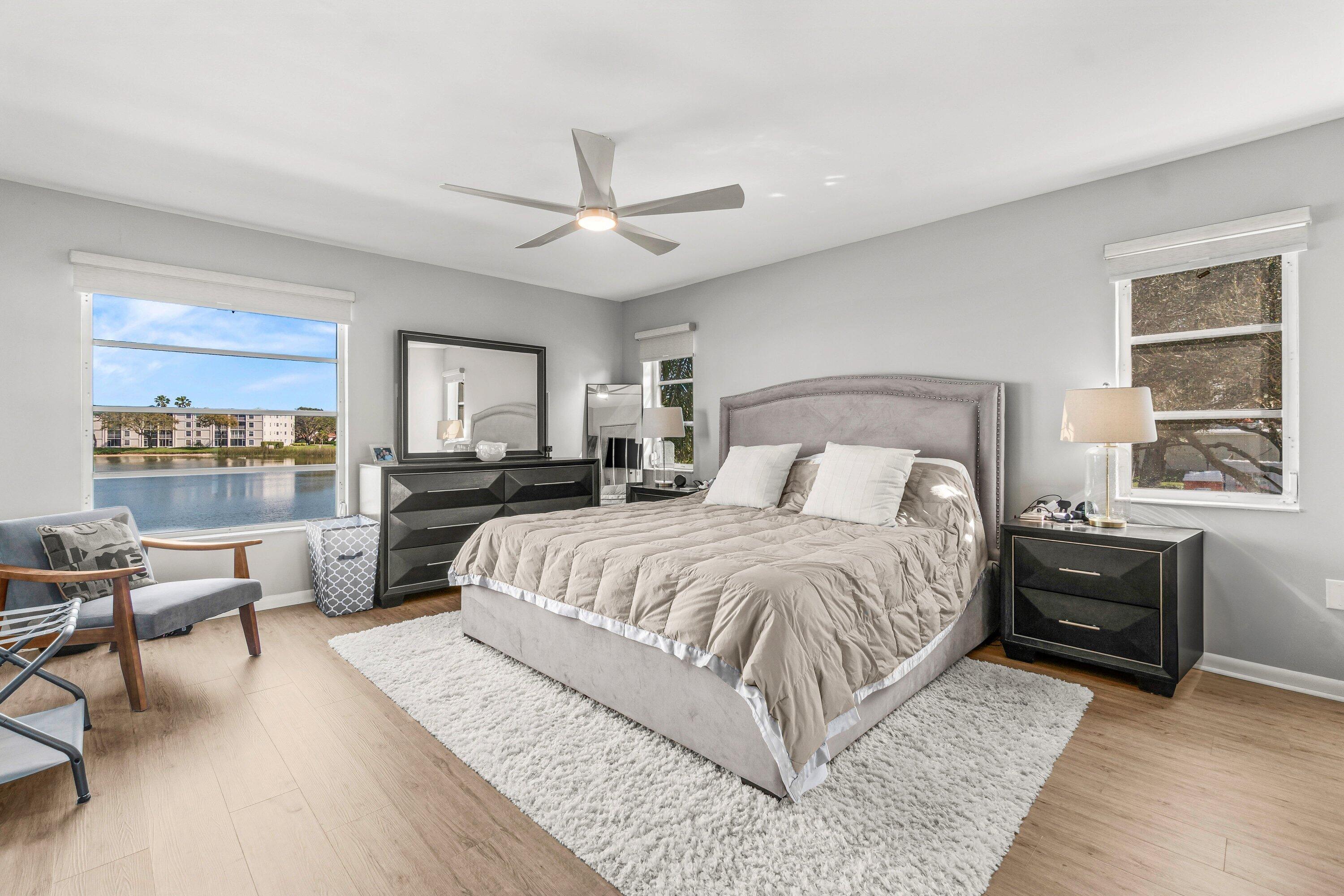 HUNTINGTON POINTE - Residential