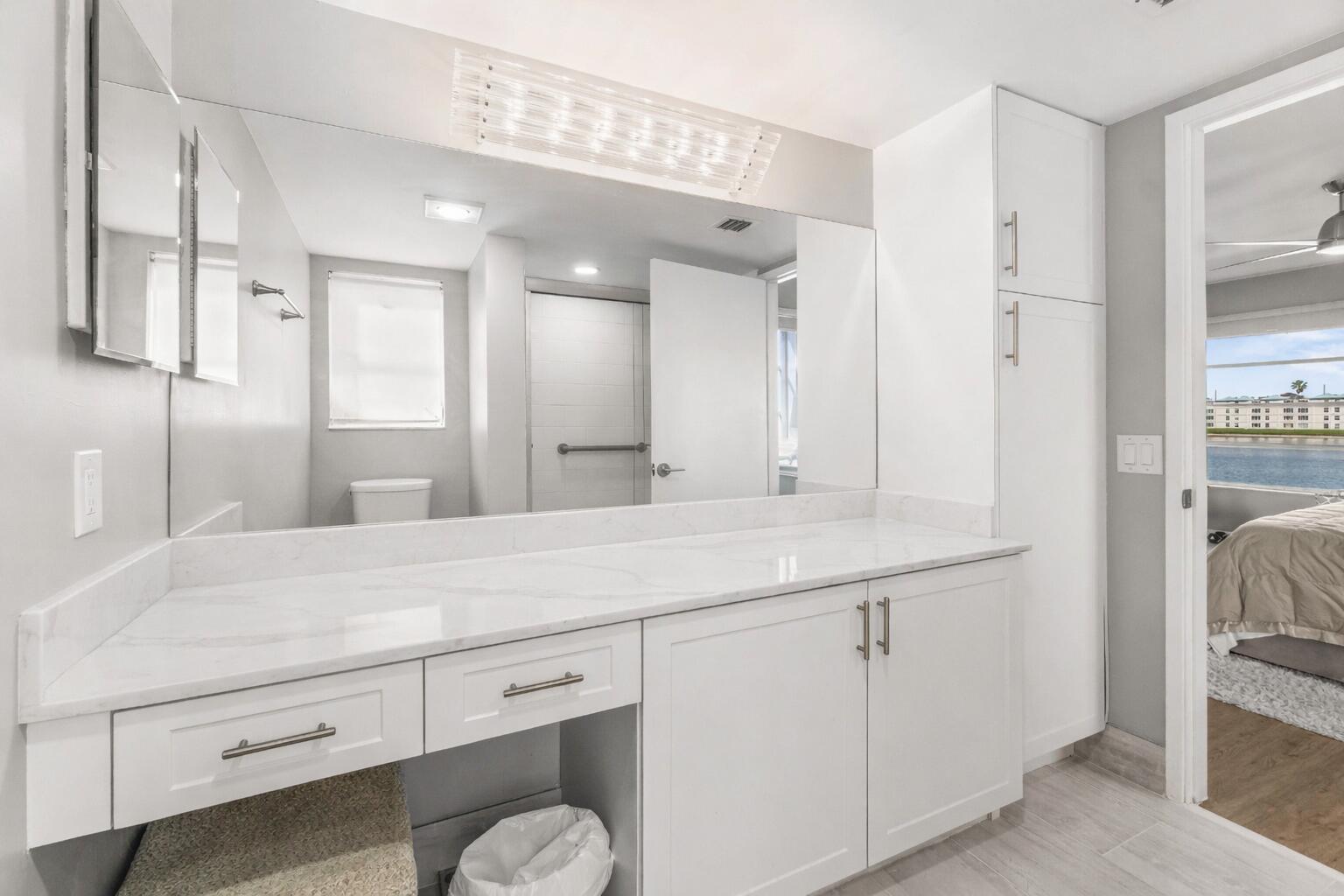 HUNTINGTON POINTE - Residential