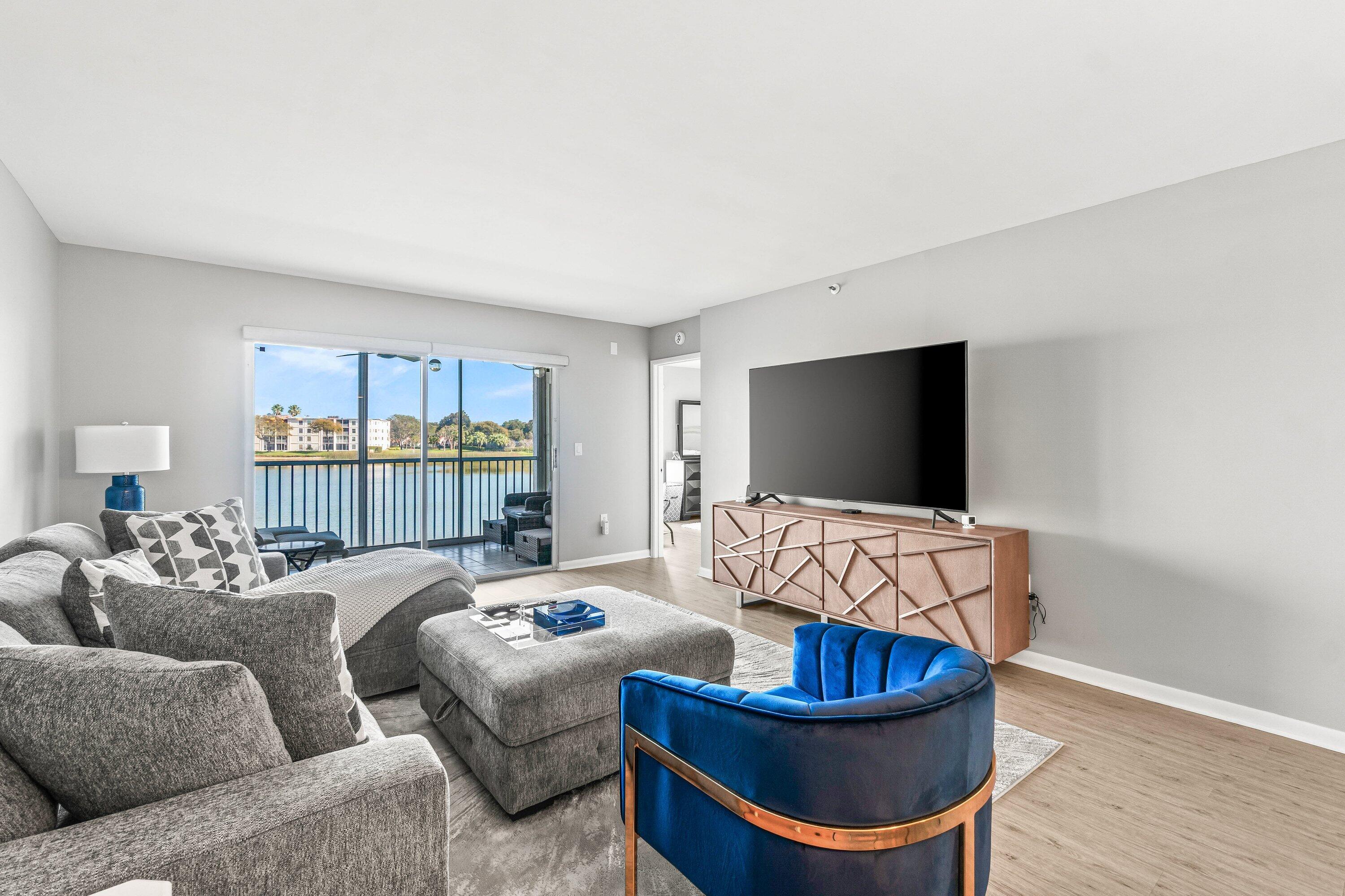 HUNTINGTON POINTE - Residential