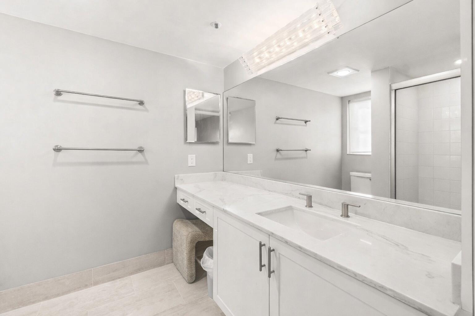 HUNTINGTON POINTE - Residential