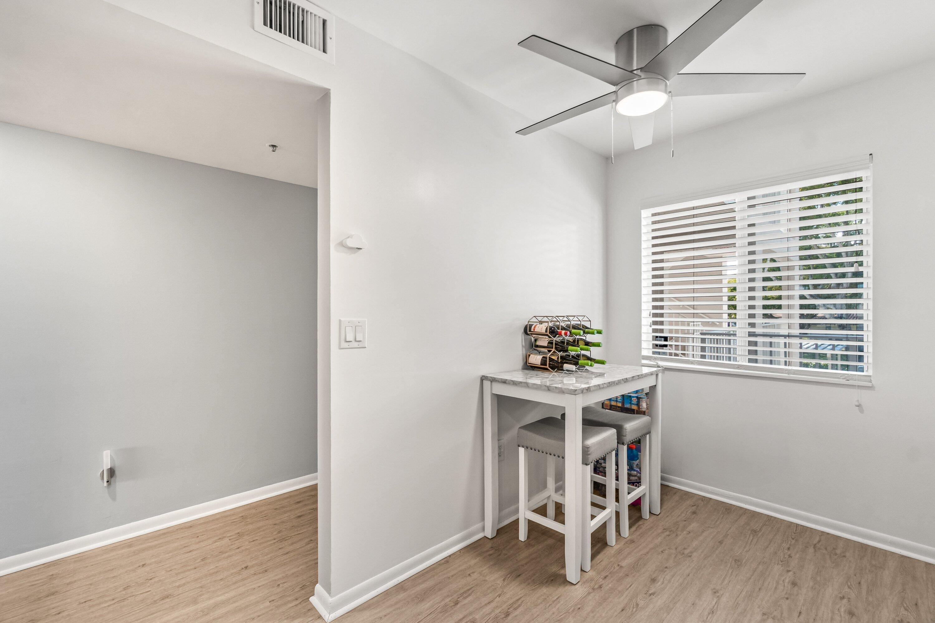 HUNTINGTON POINTE - Residential