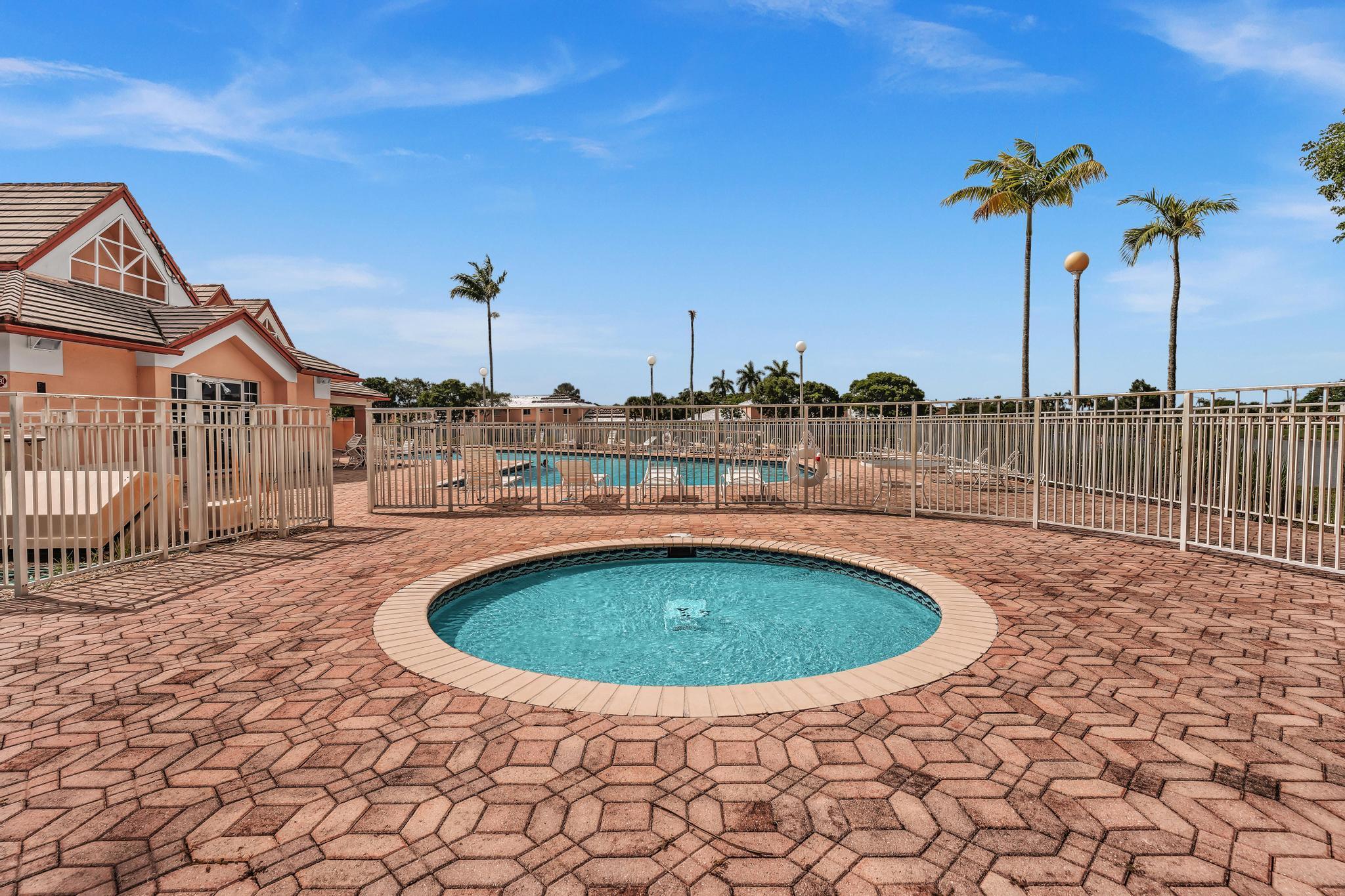 CHAPEL TRAIL II - Residential