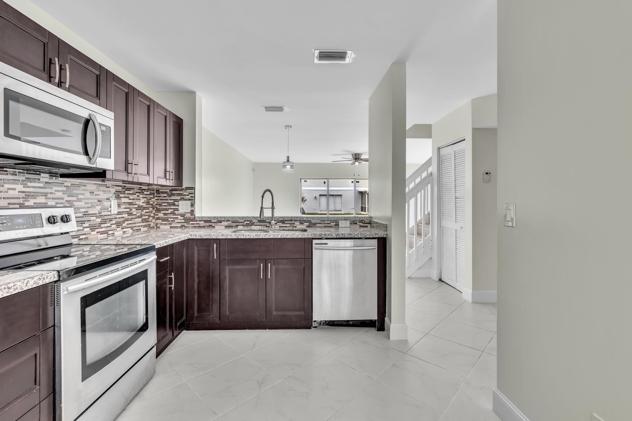 CHAPEL TRAIL II - Residential