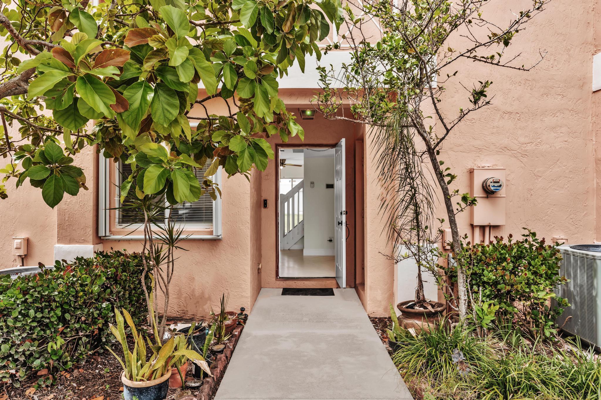 20865 NW 3rd Court