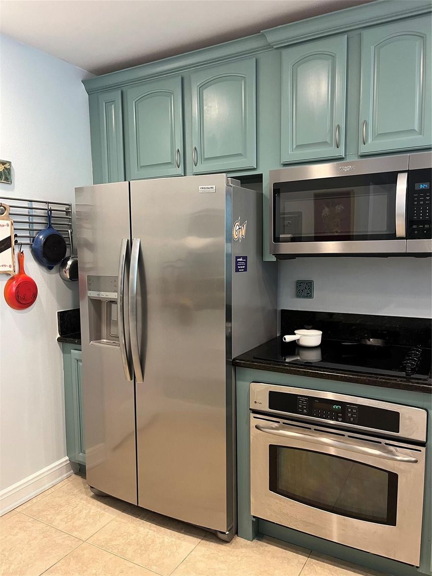 Palms at Weston, Stunning F model 1/1,  wood cabinetry, tile throughout, located in the West Building. Beautiful home with tons of upgrades, High impact windows & doors, large living area, spacious covered patio. Move in ready! Valet parking, Clubhouse, Fitness Center, Library,Resort style pool & spas, beauty salon, card room, full-service restaurant, Management & Medicare certified Home Health Care agency on site. Walkable to Publix, restaurants, minutes from Cleveland Clinic. Right to use storage included! $180/quarter restaurant credit, water, cable and internet included in maintenance.