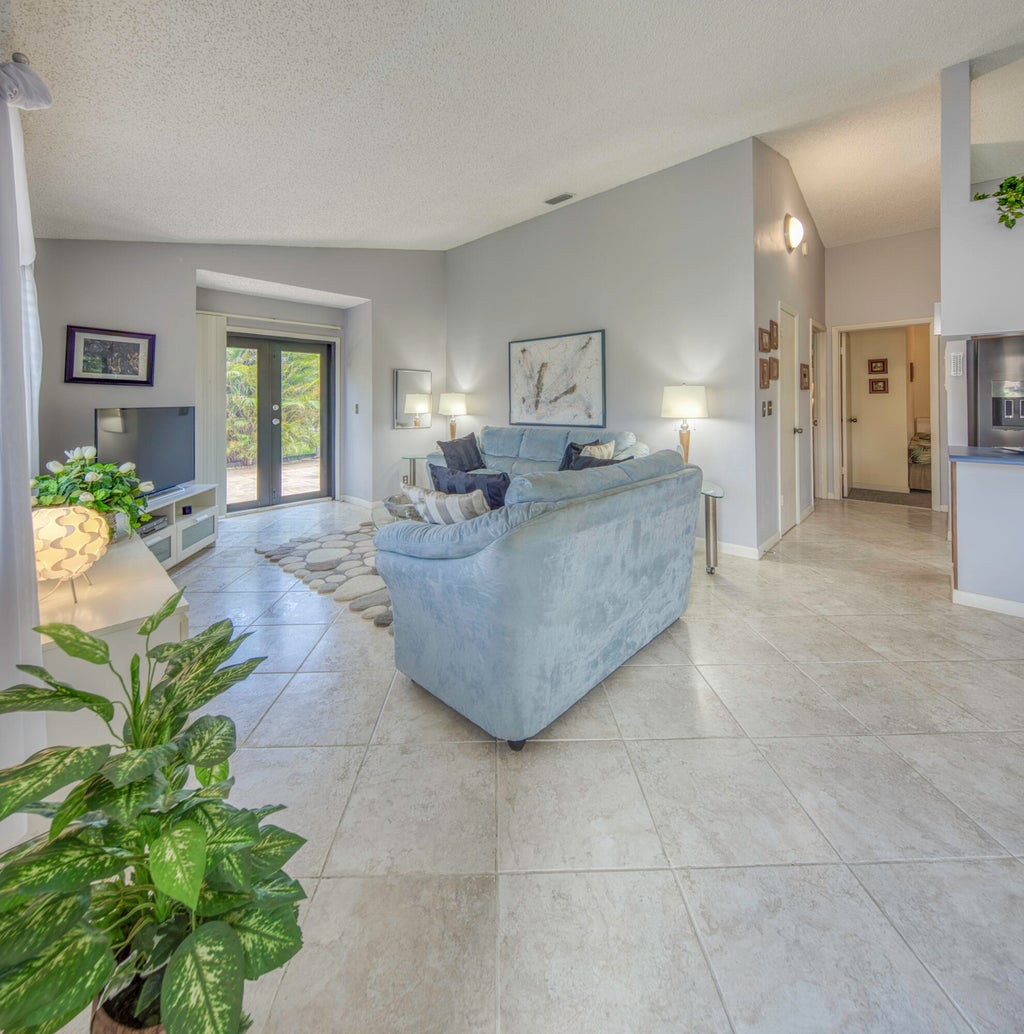 Photo of 815 ANDREW REDDING Road #201, Lantana, FL 33462 (MLS # B26080713)