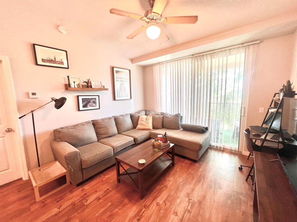 Photo of 419 Villa Circle, Boynton Beach, FL 33435 (MLS # R10927637)