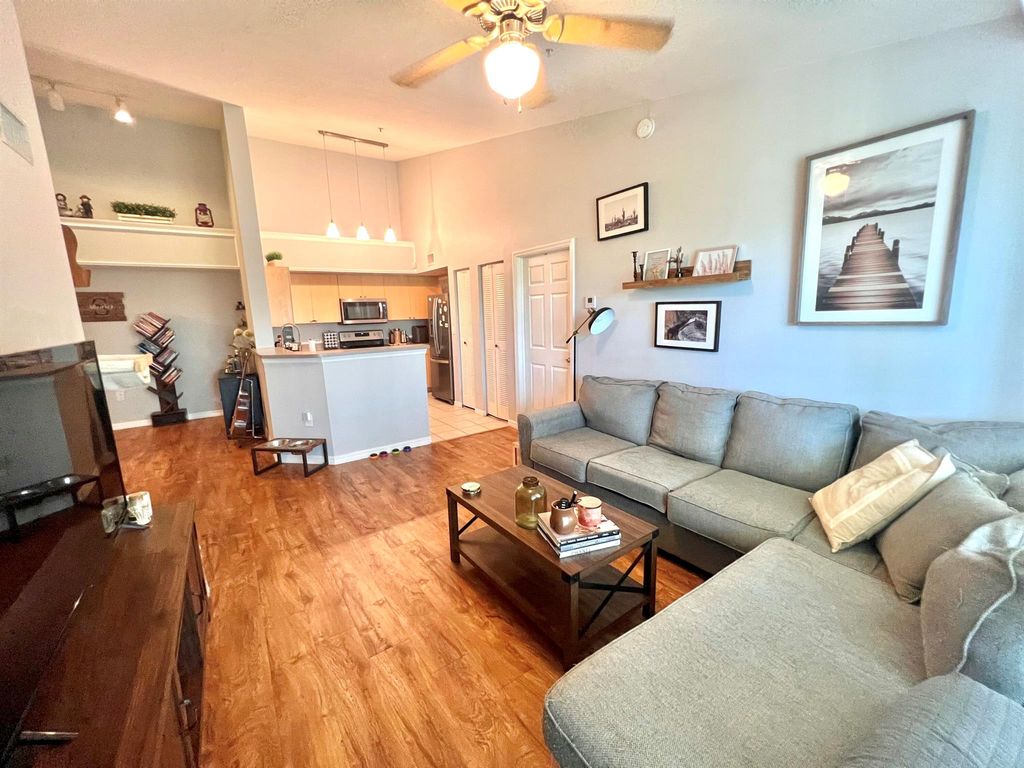 Photo of 419 Villa Circle, Boynton Beach, FL 33435 (MLS # R10927637)