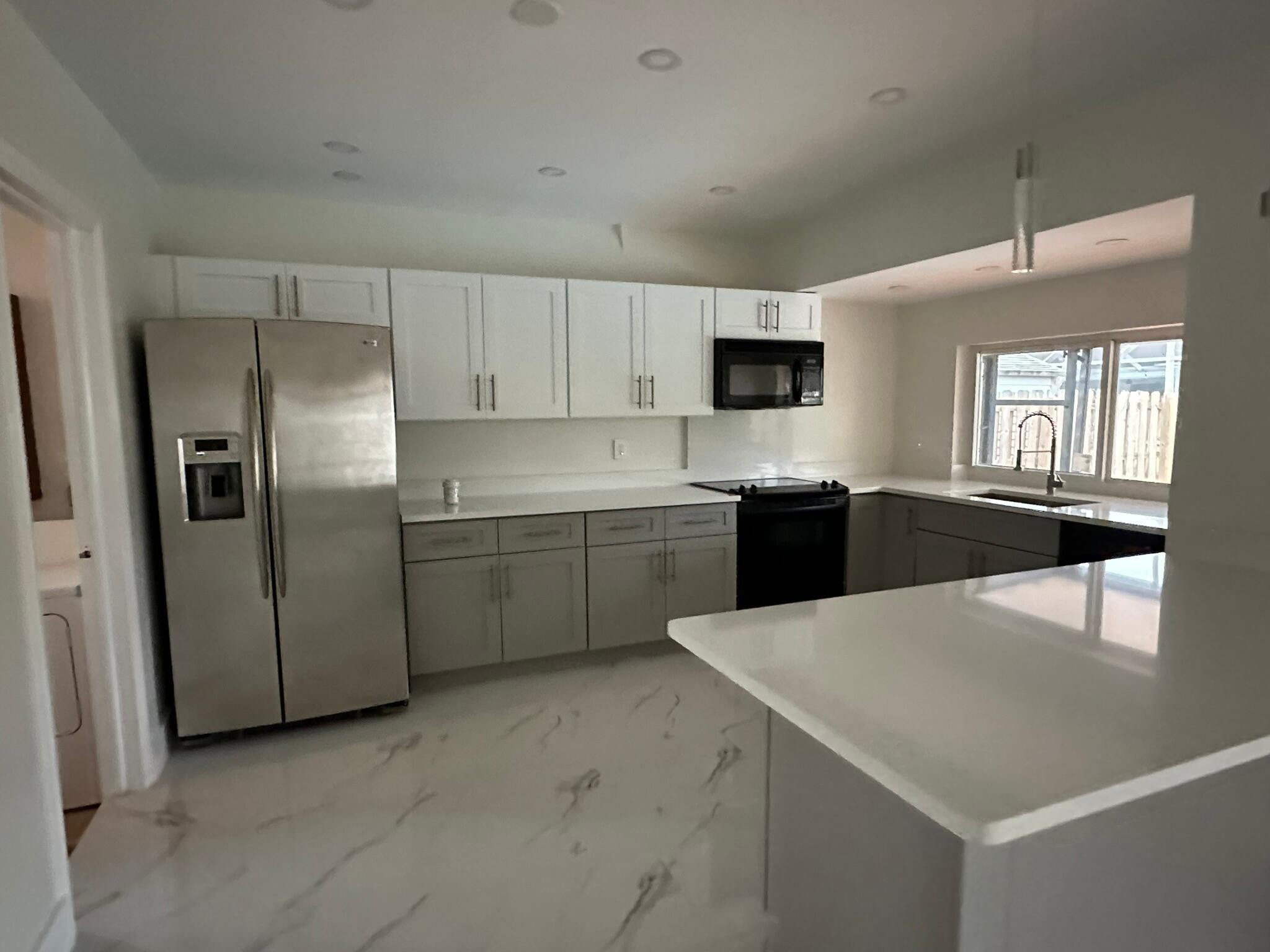 WOODSTOCK ADD 1 - Residential Lease