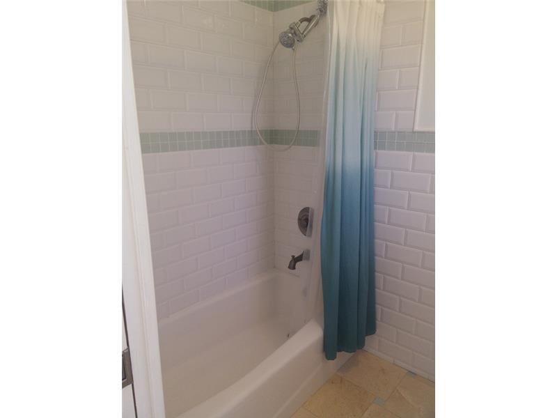 CORAL SPRINGS II - Residential Lease