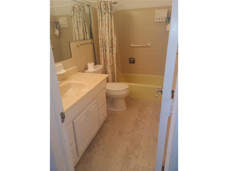 CORAL SPRINGS II - Residential Lease