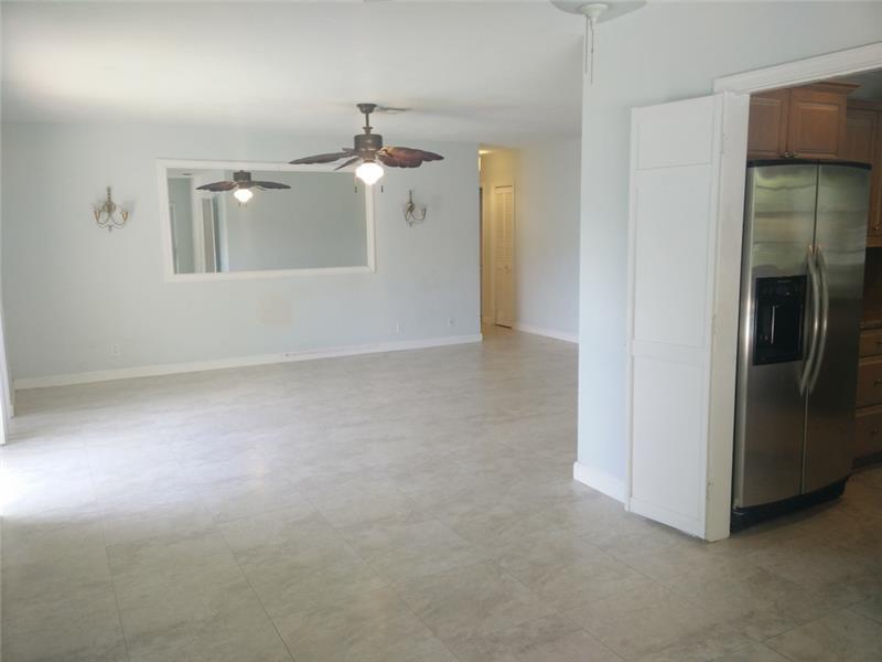 CORAL SPRINGS II - Residential Lease