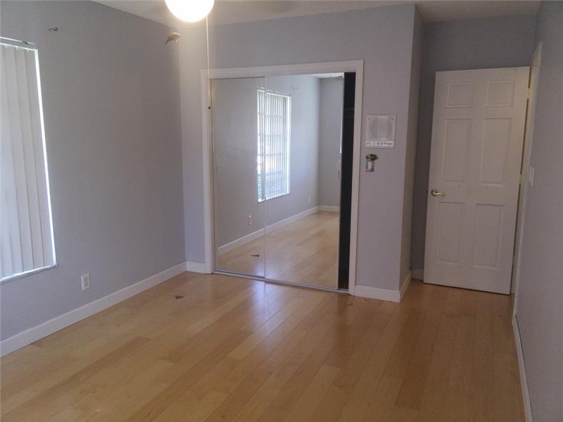 CORAL SPRINGS II - Residential Lease