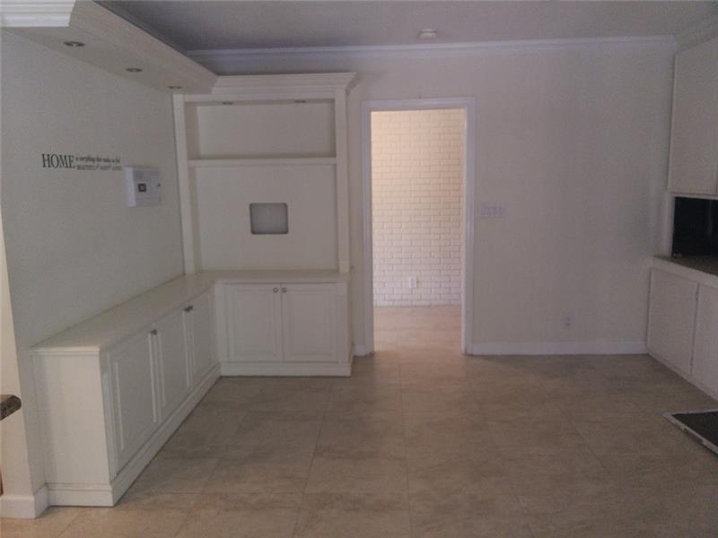 CORAL SPRINGS II - Residential Lease
