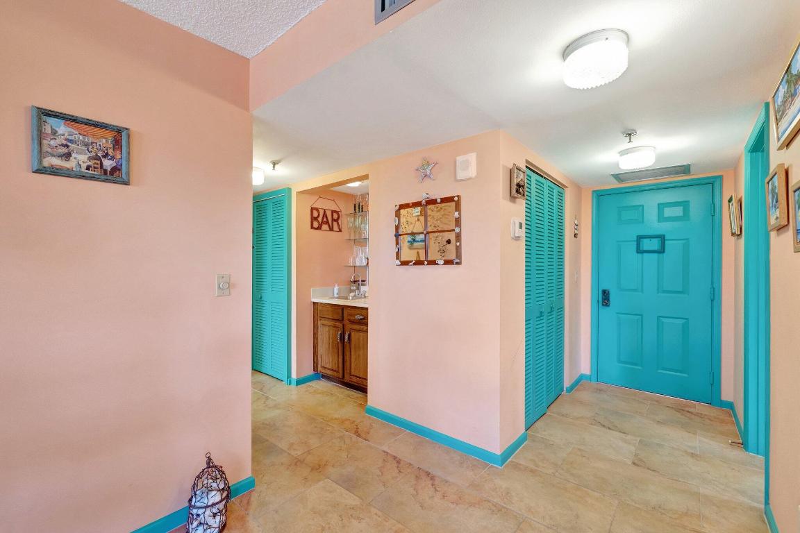 2400 S Ocean Drive 4223