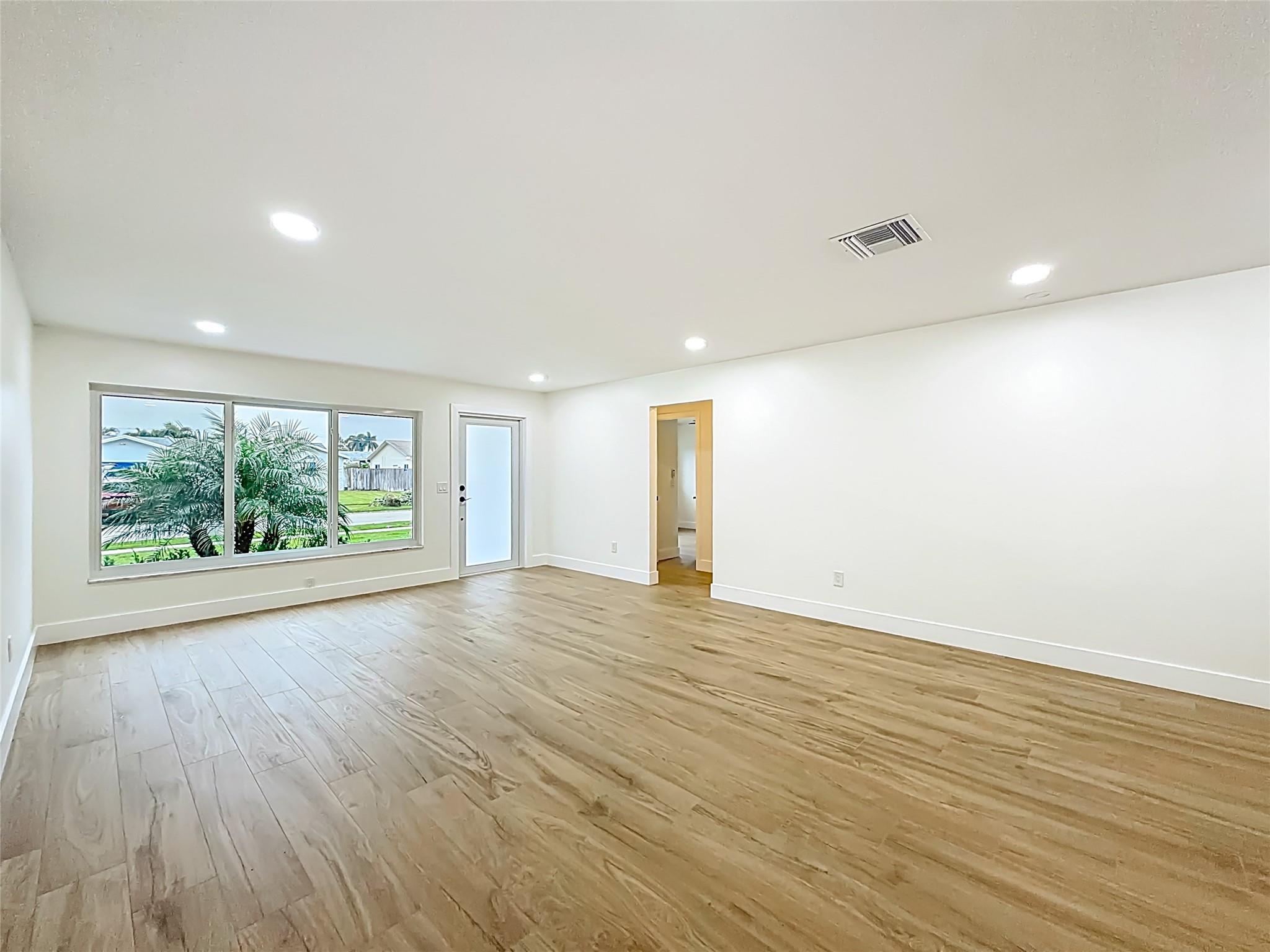 Sandalfoot Cove Sec 07 & - Residential