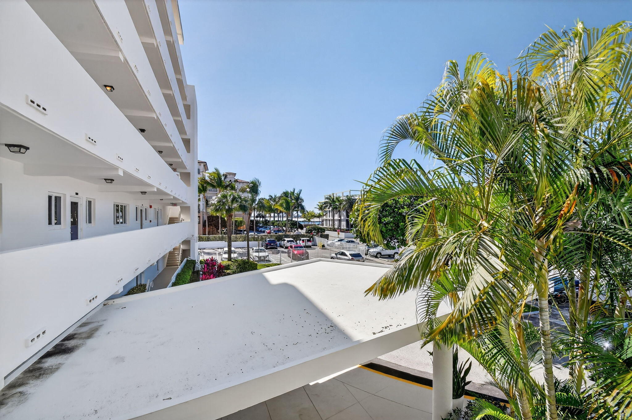 Palm Beach Shores Apts Inc - Residential