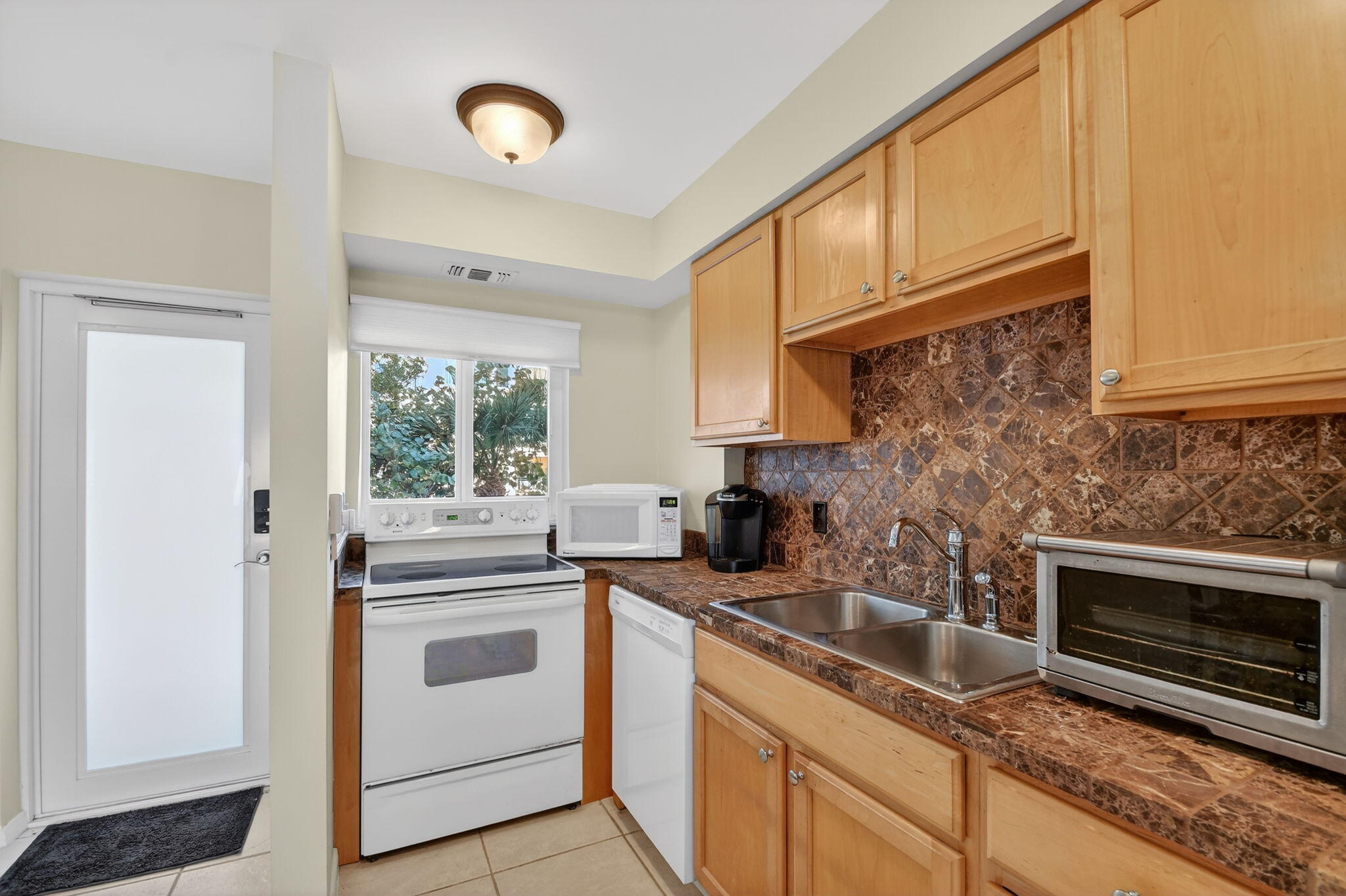 Palm Beach Shores Apts Inc - Residential