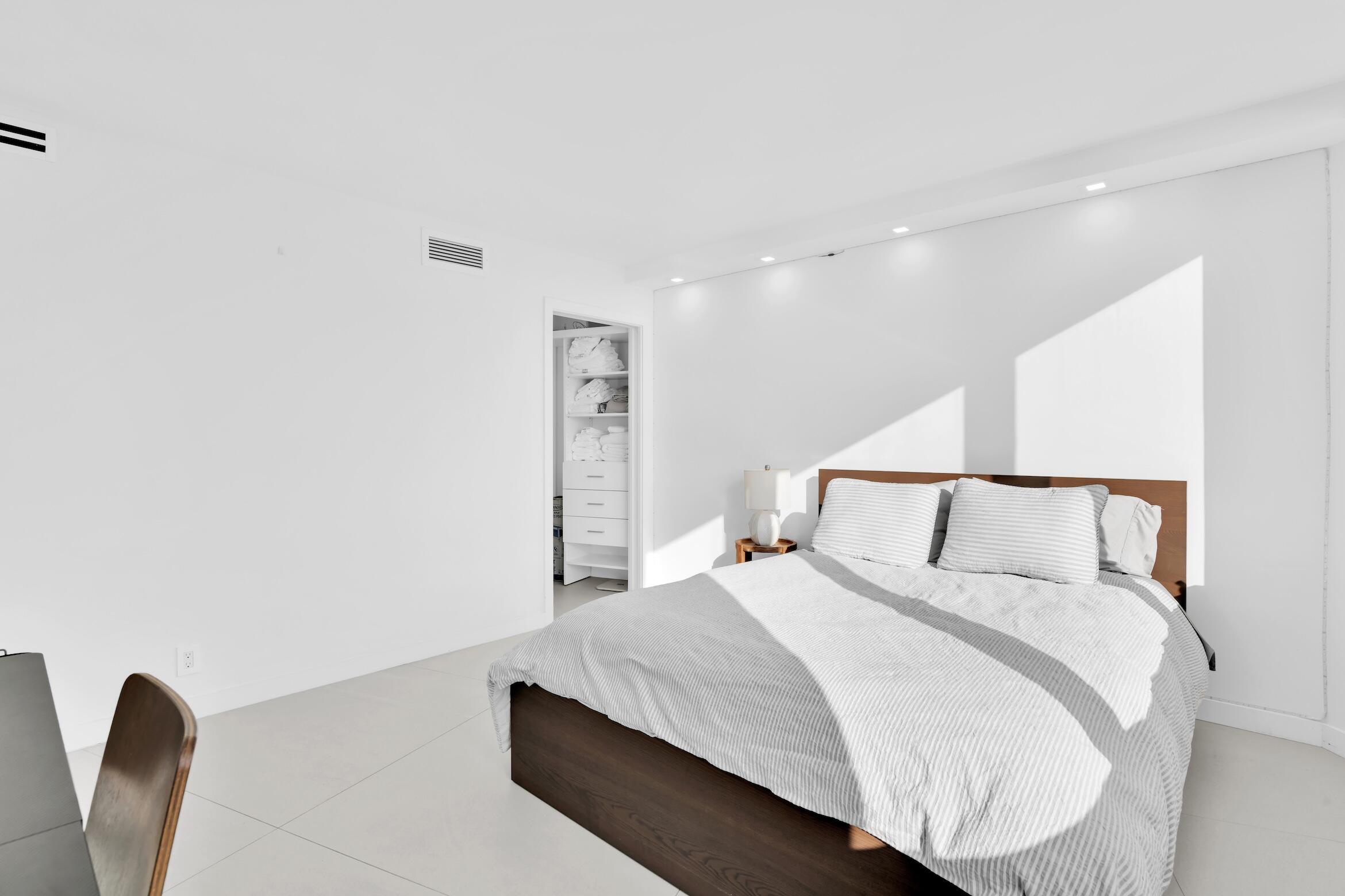 CHALFONTE CONDO - Residential Lease
