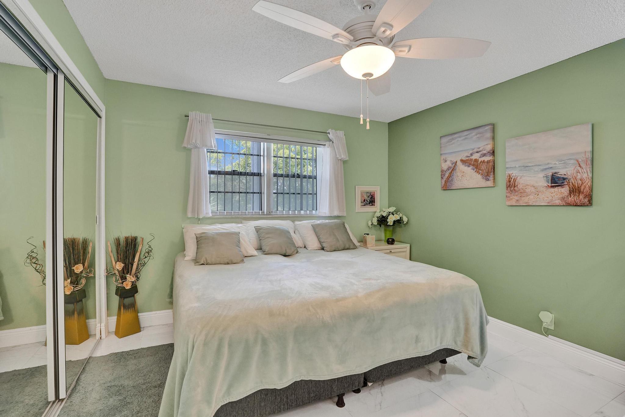 GREENS OF INVERRARY PHASE II - Residential