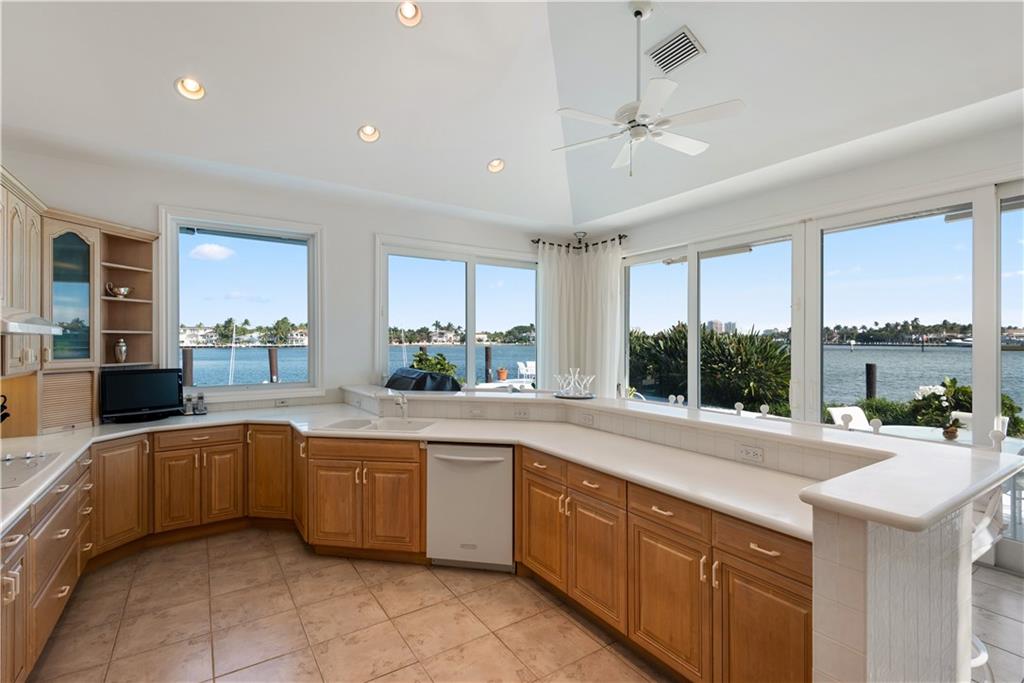 Lauderdale Harbors Sec A - Residential