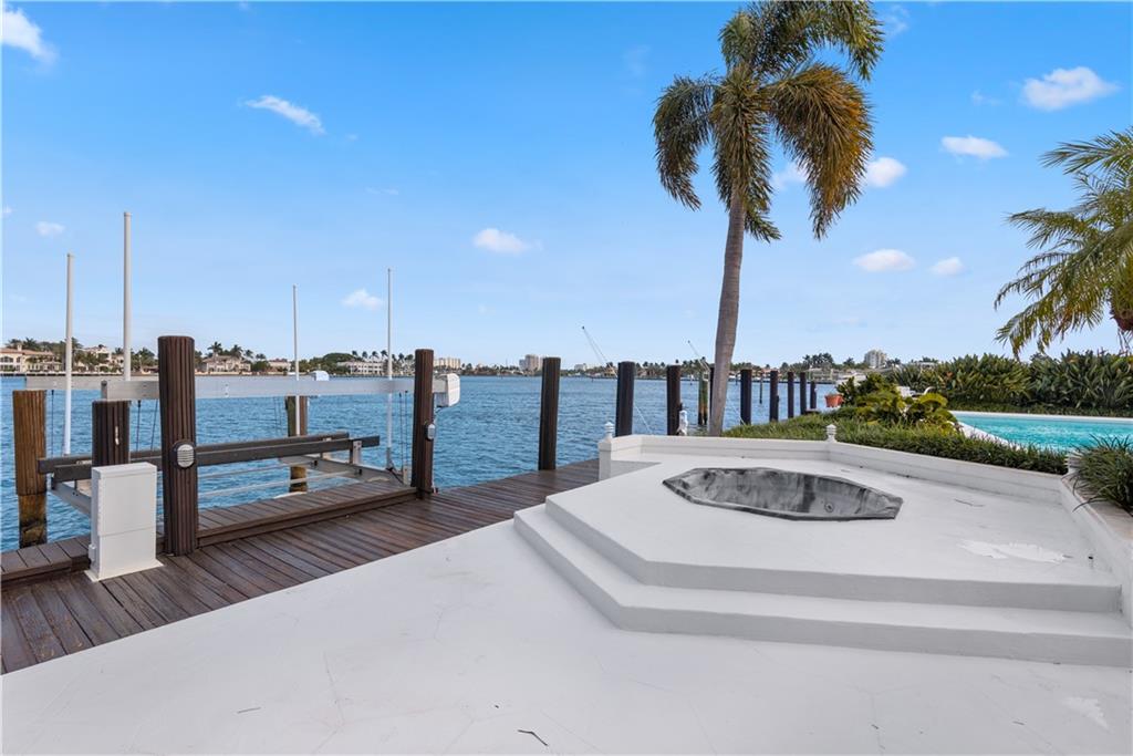 Lauderdale Harbors Sec A - Residential