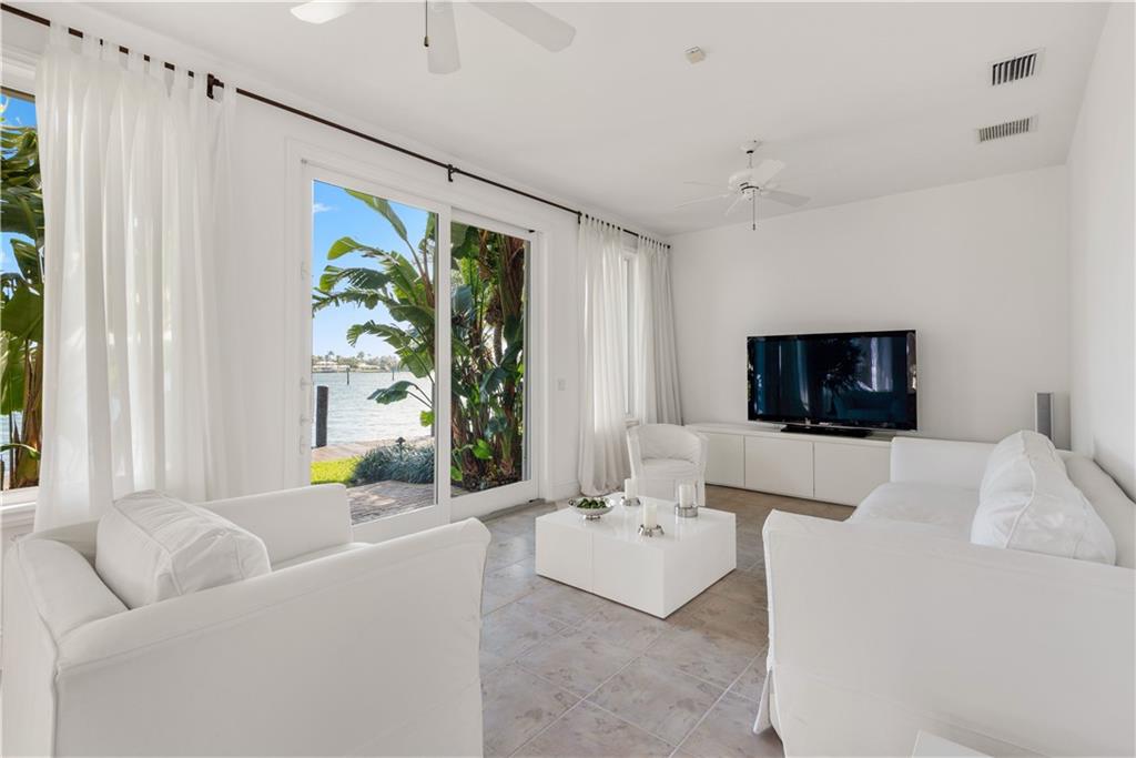 Lauderdale Harbors Sec A - Residential