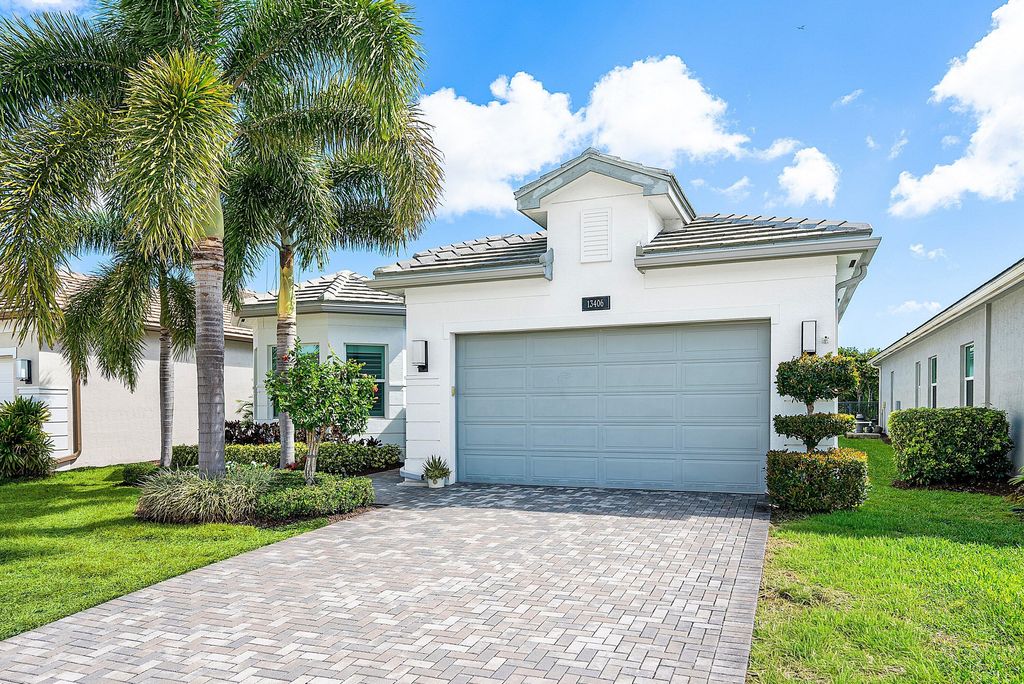 Photo of 13406 Plaza Del Sol Ct, Delray Beach, FL 33446 (MLS # B26000542)