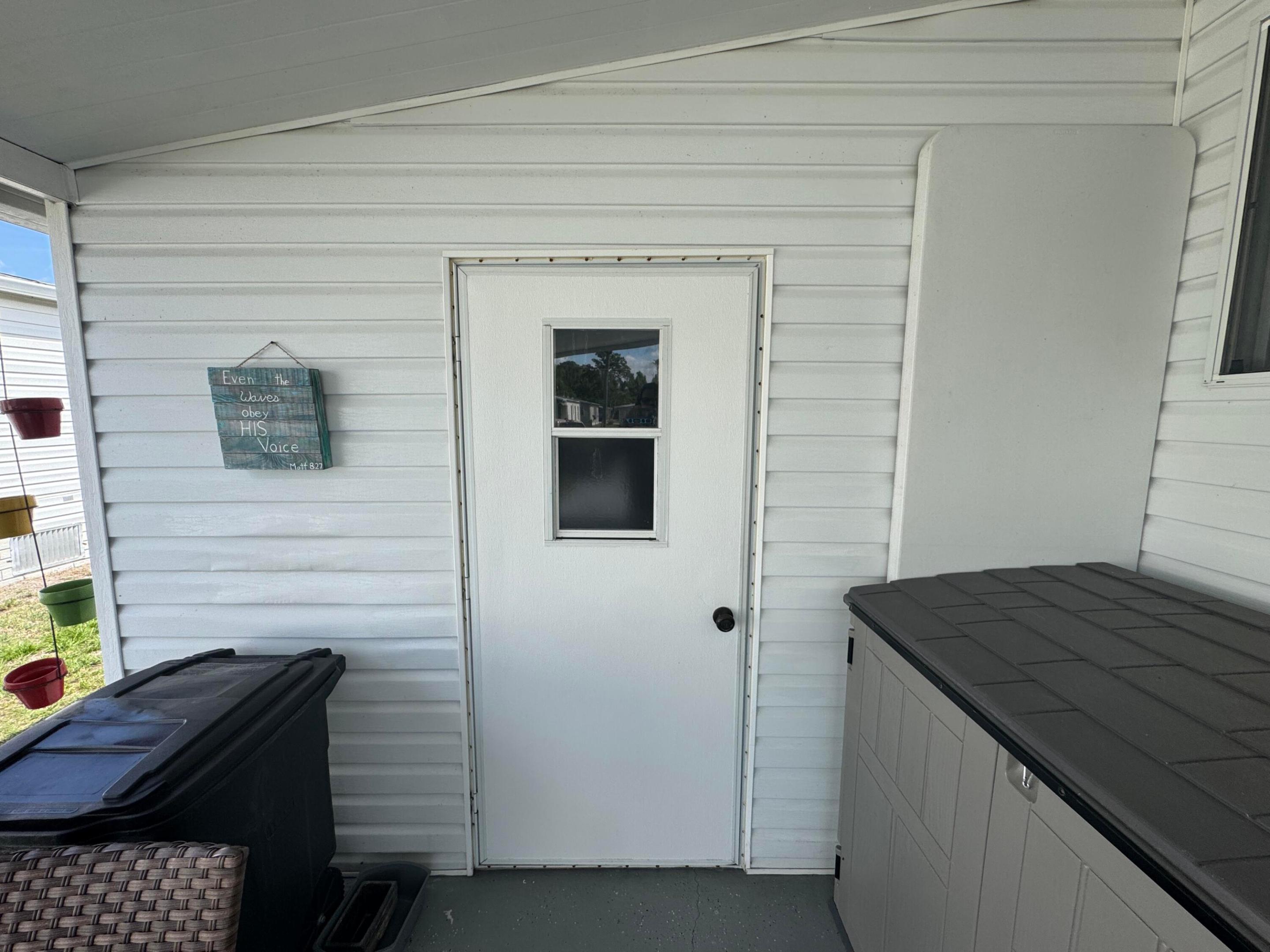 Tropical Isles - Residential