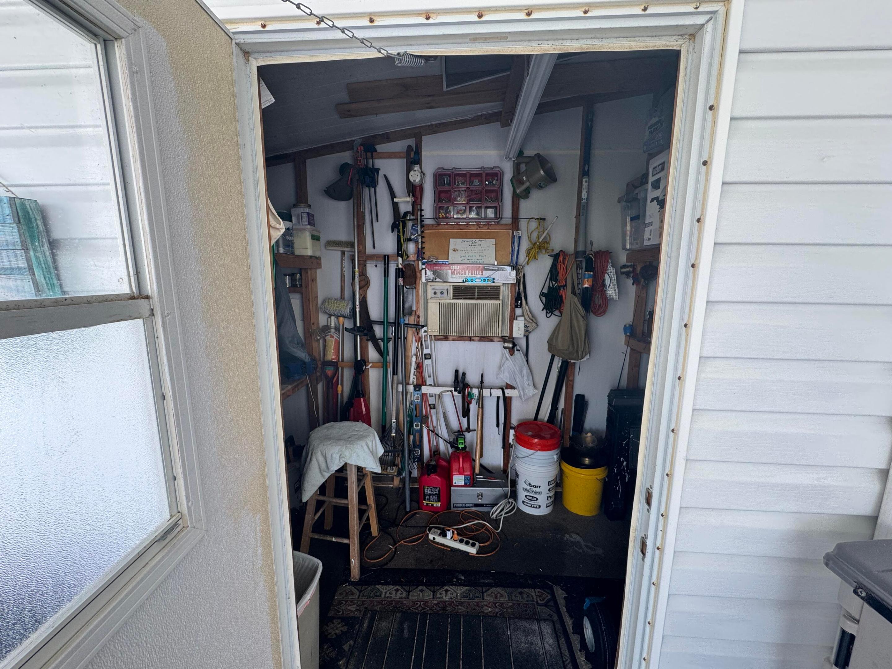 Tropical Isles - Residential