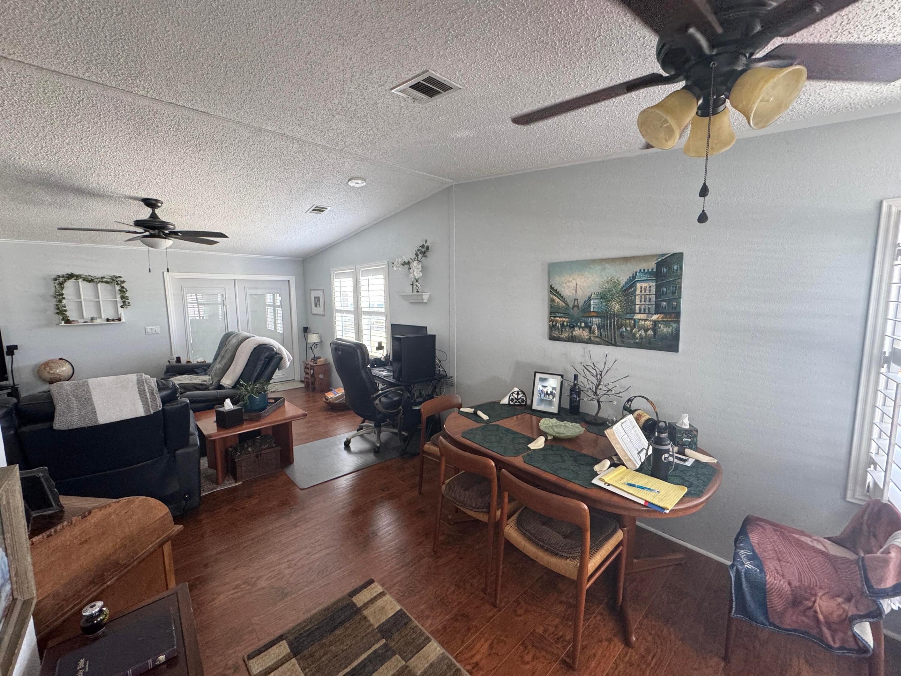 Tropical Isles - Residential